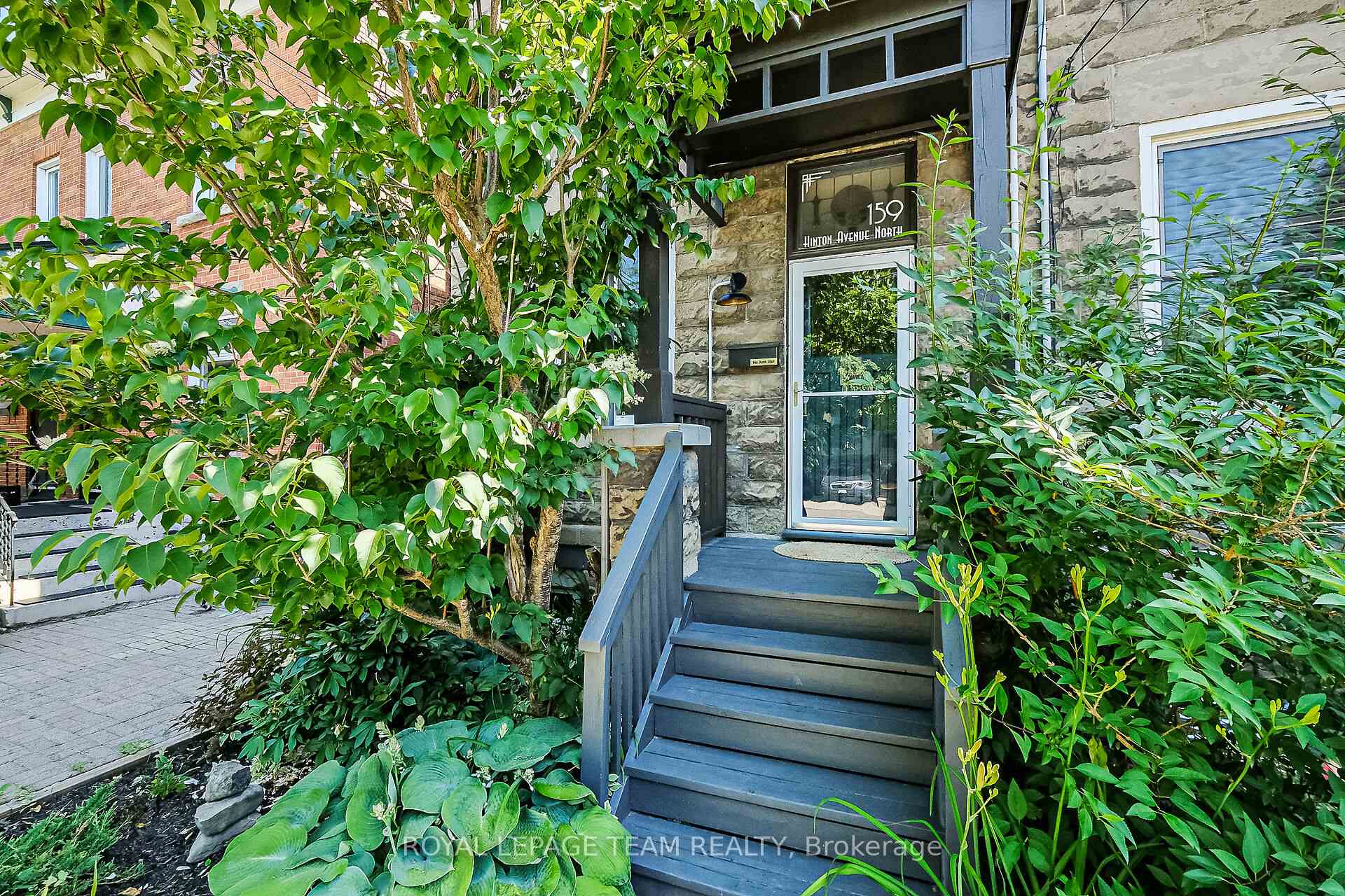 Photo 4 of 159 Hinton Avenue N, Ottawa, Ottawa West — HOMEH