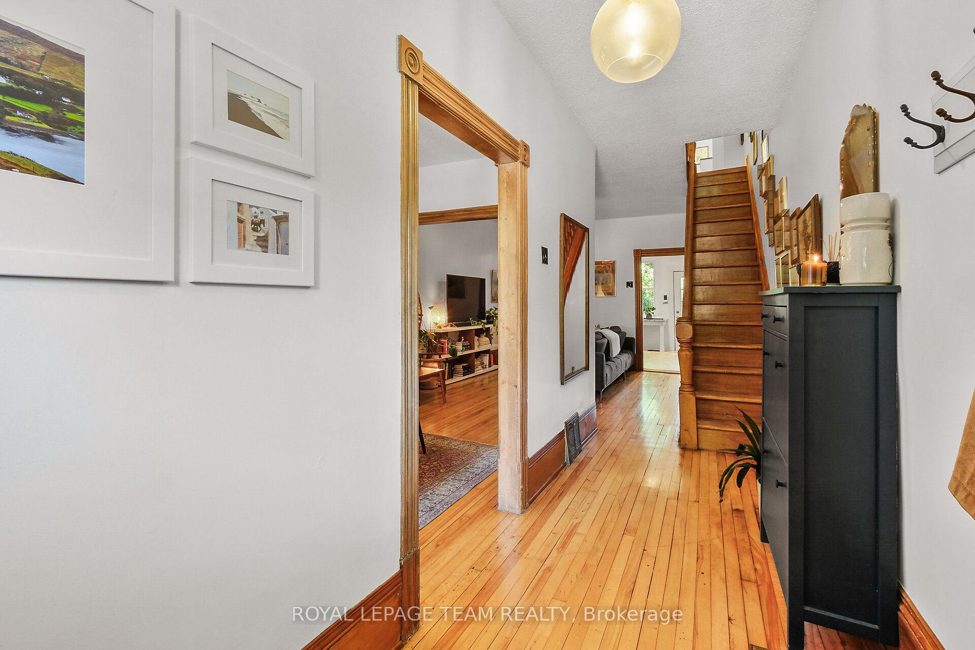 Photo 6 of 159 Hinton Avenue N, Ottawa, Ottawa West — HOMEH