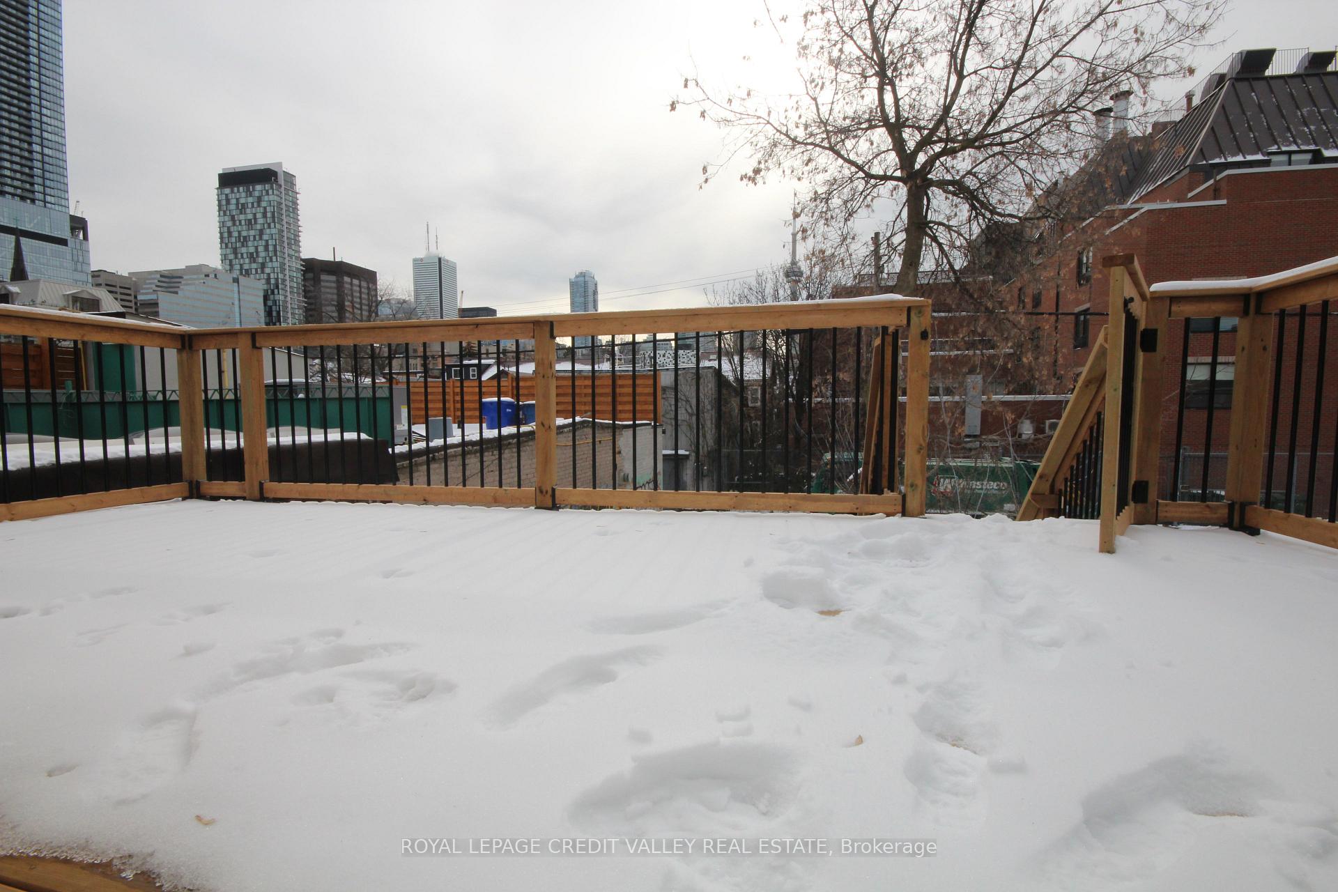 Photo 15 of Unit Upper, 31 Baldwin Street, Toronto, Kensington-Chinatown — HOMEH