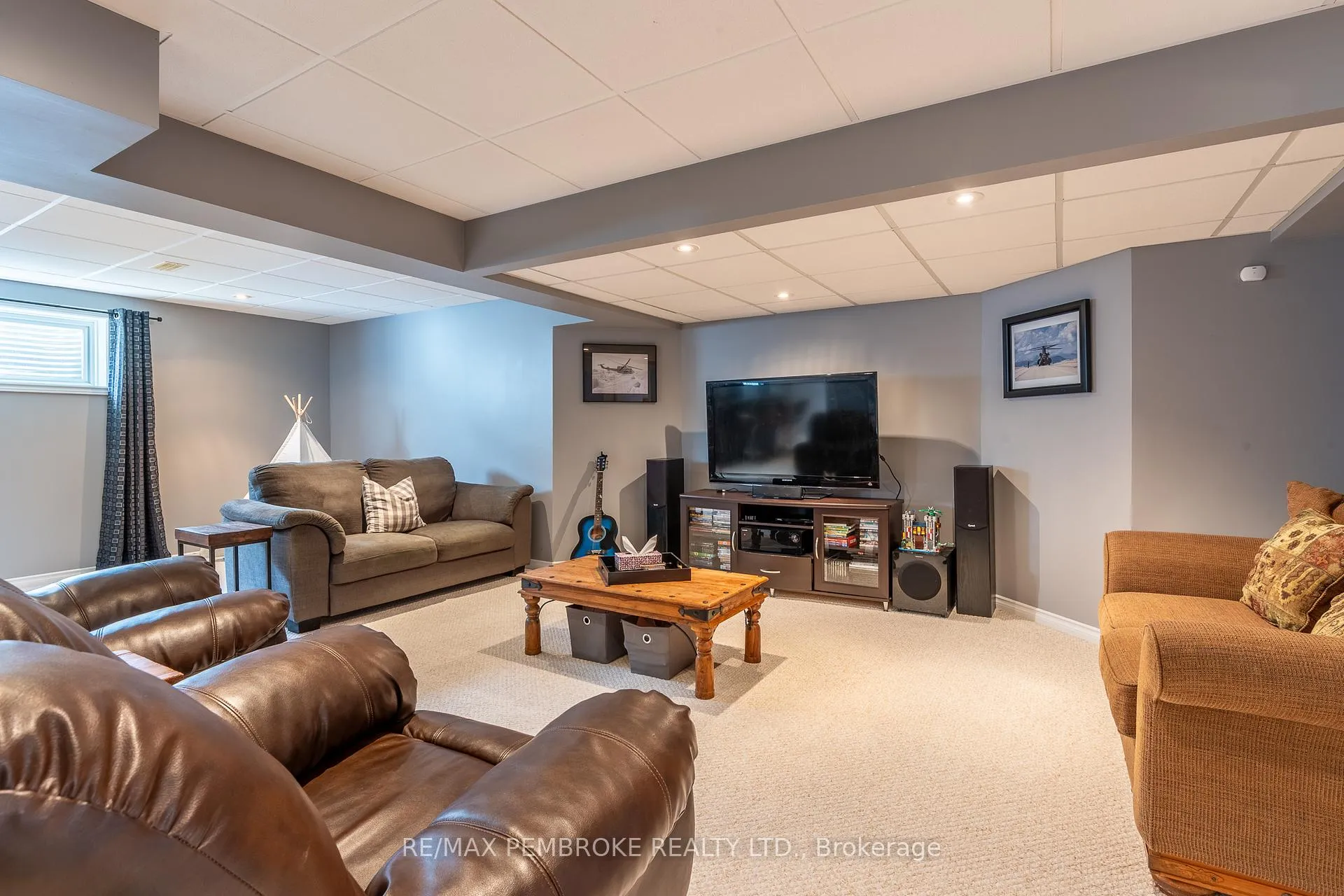 Photo 32 of 14 Bedard Boulevard, Petawawa — HOMEH