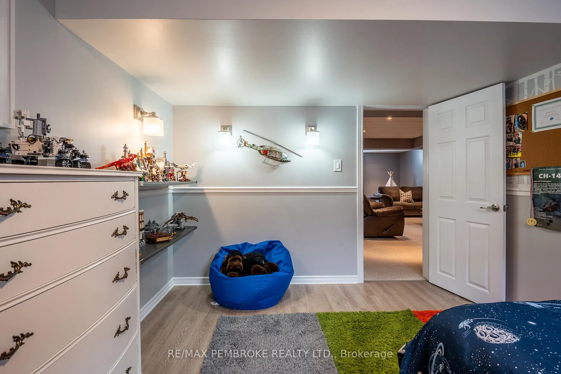 Photo 39 of 14 Bedard Boulevard, Petawawa — HOMEH