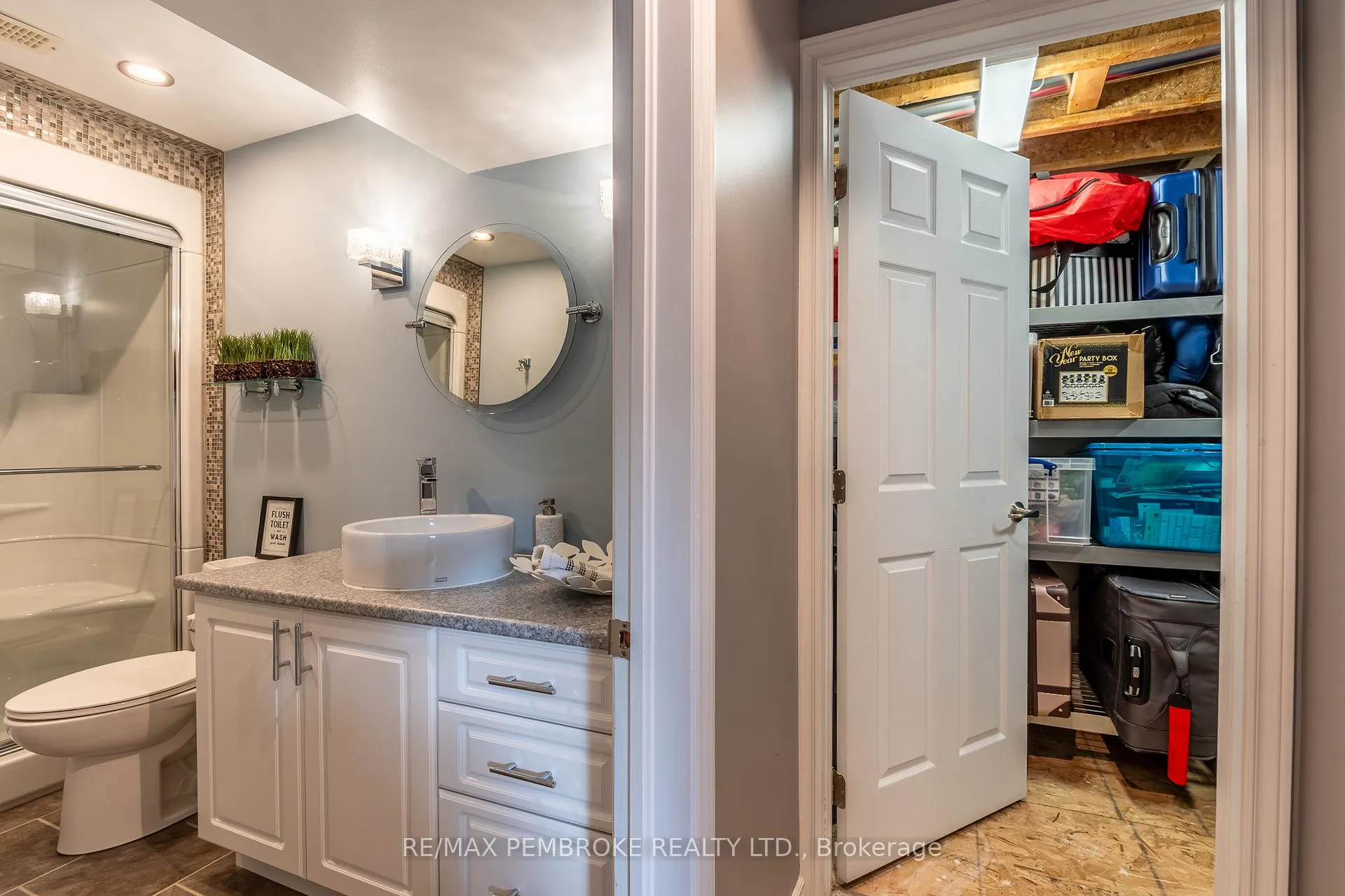 Photo 41 of 14 Bedard Boulevard, Petawawa — HOMEH