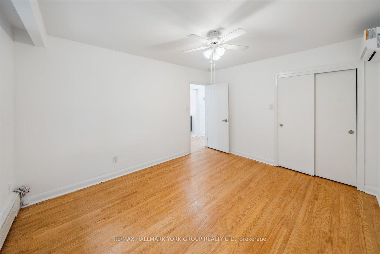 Photo 21 of 35 Winnipeg Road, Etobicoke, Kingsview Village-The Westway — HOMEH