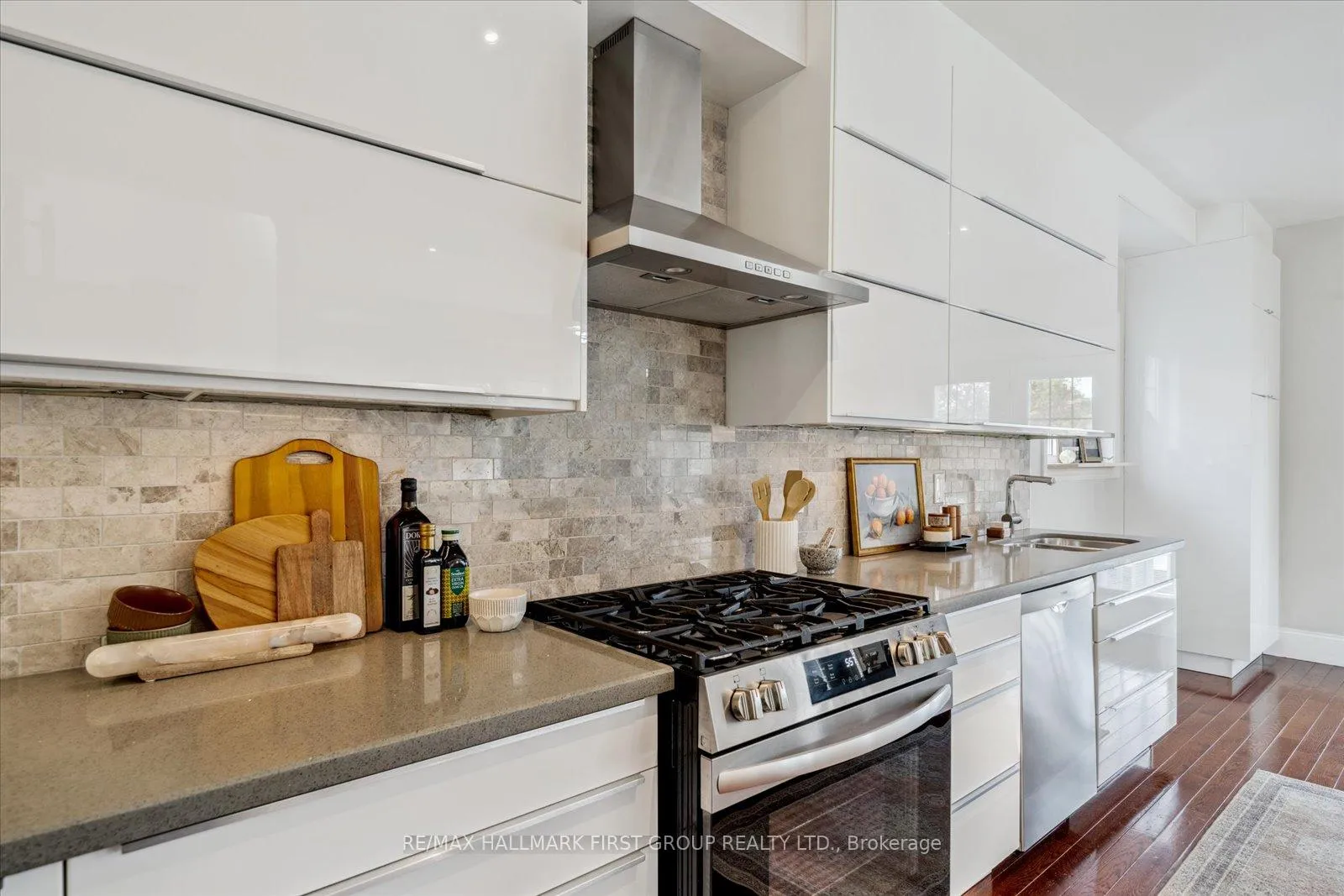 Photo 26 of 937 Pickering Beach Road, Ajax, South East — HOMEH