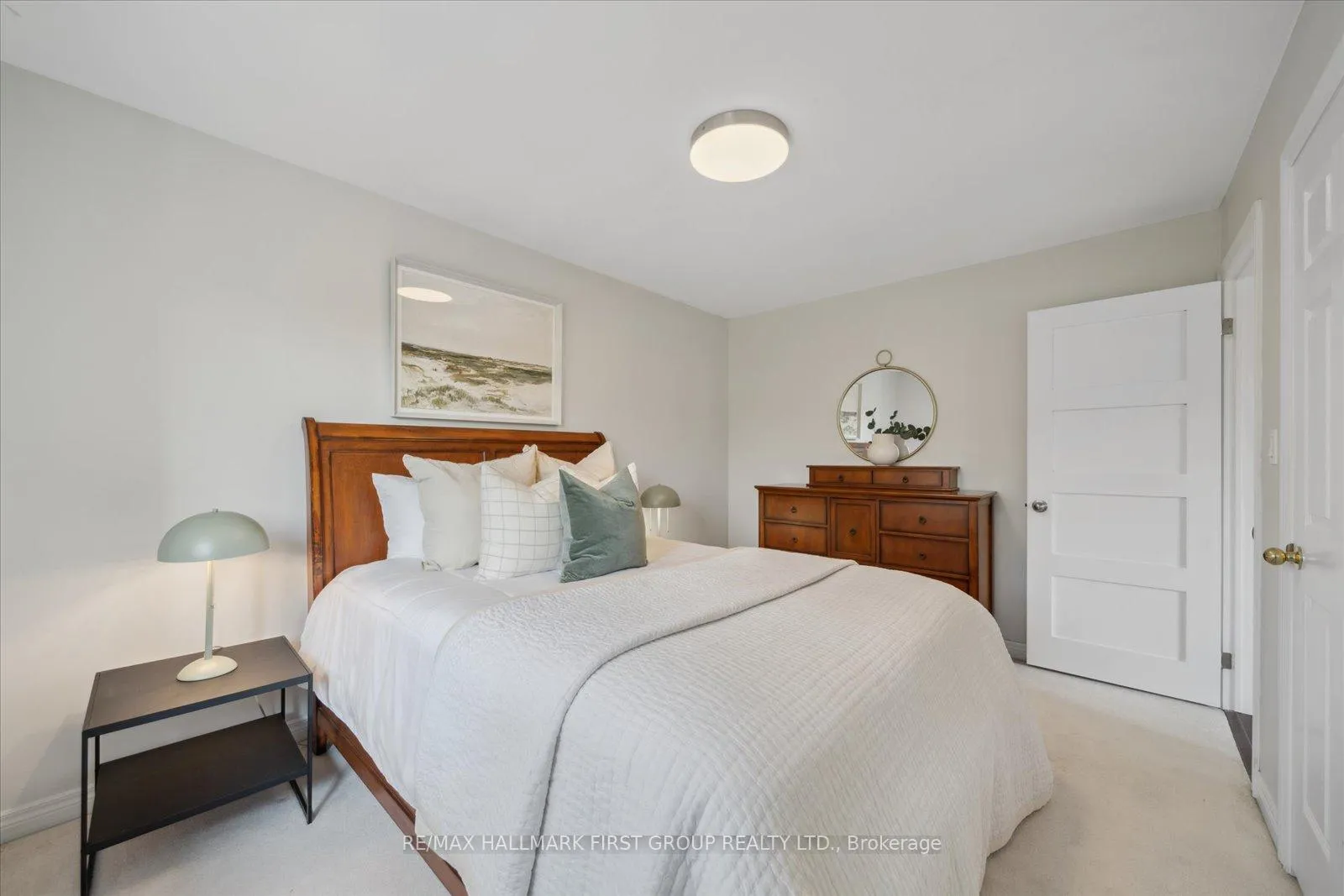 Photo 94 of 937 Pickering Beach Road, Ajax, South East — HOMEH