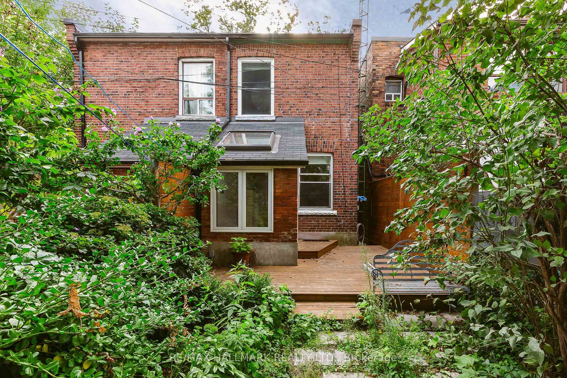 Photo 22 of 17 Grove Avenue, Toronto, Little Portugal — HOMEH