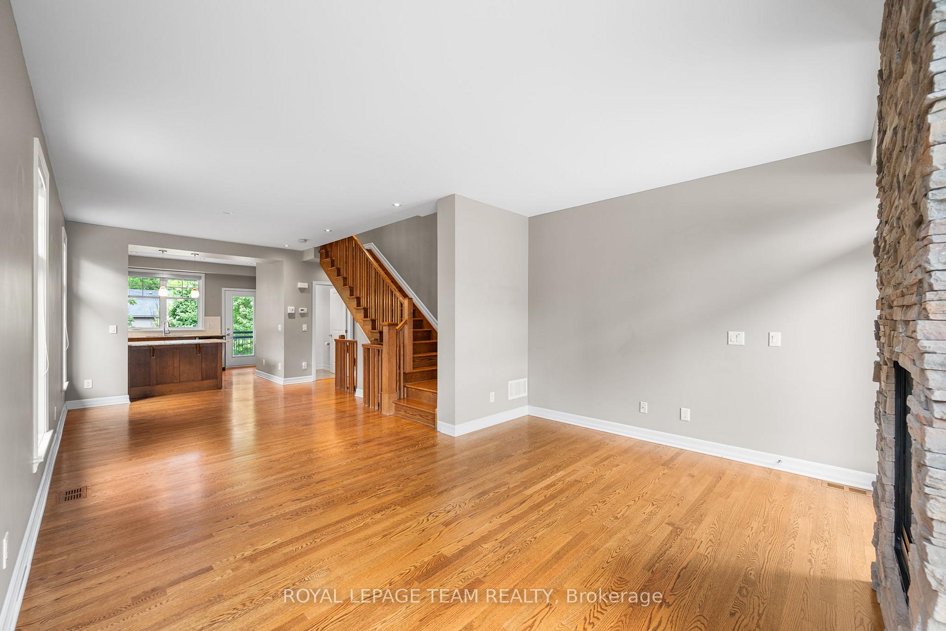 Photo 14 of 204 Dalkeith Private, Ottawa, Ottawa West — HOMEH