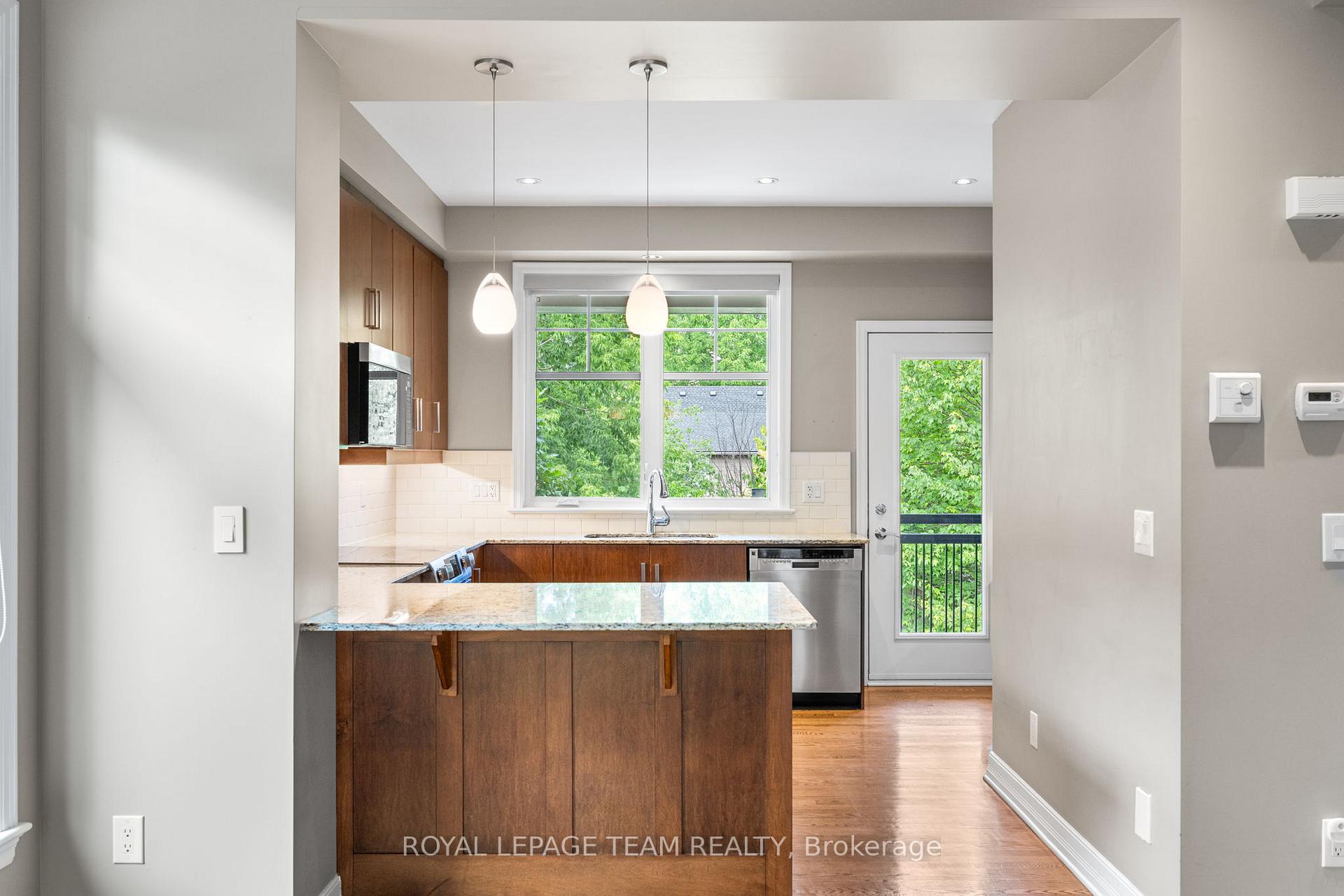 Photo 16 of 204 Dalkeith Private, Ottawa, Ottawa West — HOMEH