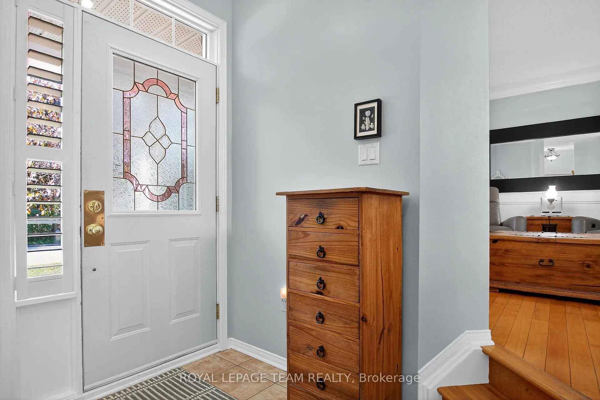 Photo 6 of 20 Vistapointe Drive, Ottawa, Barrhaven East — HOMEH