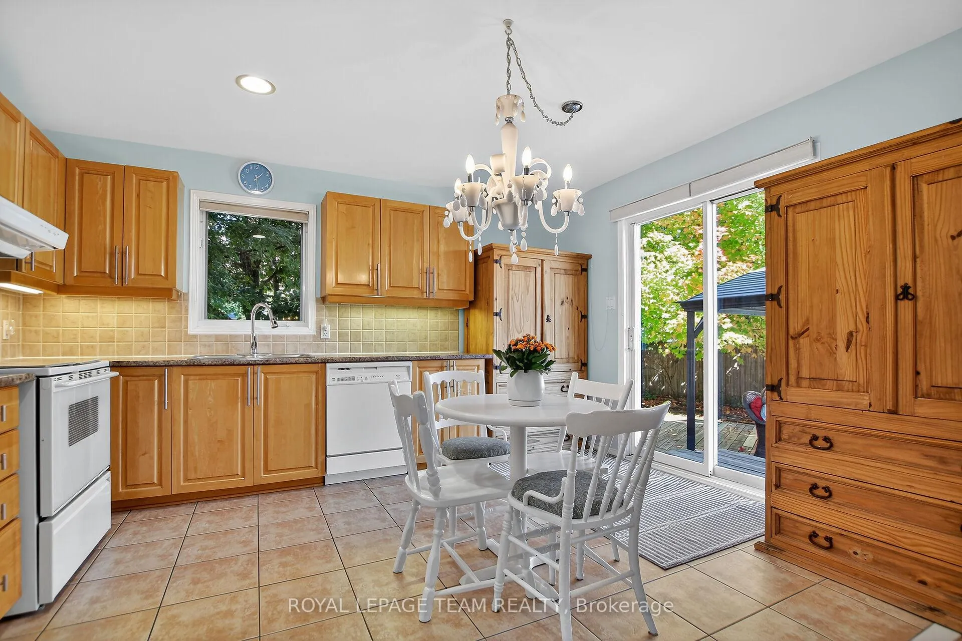 Photo 40 of 20 Vistapointe Drive, Ottawa, Barrhaven East — HOMEH