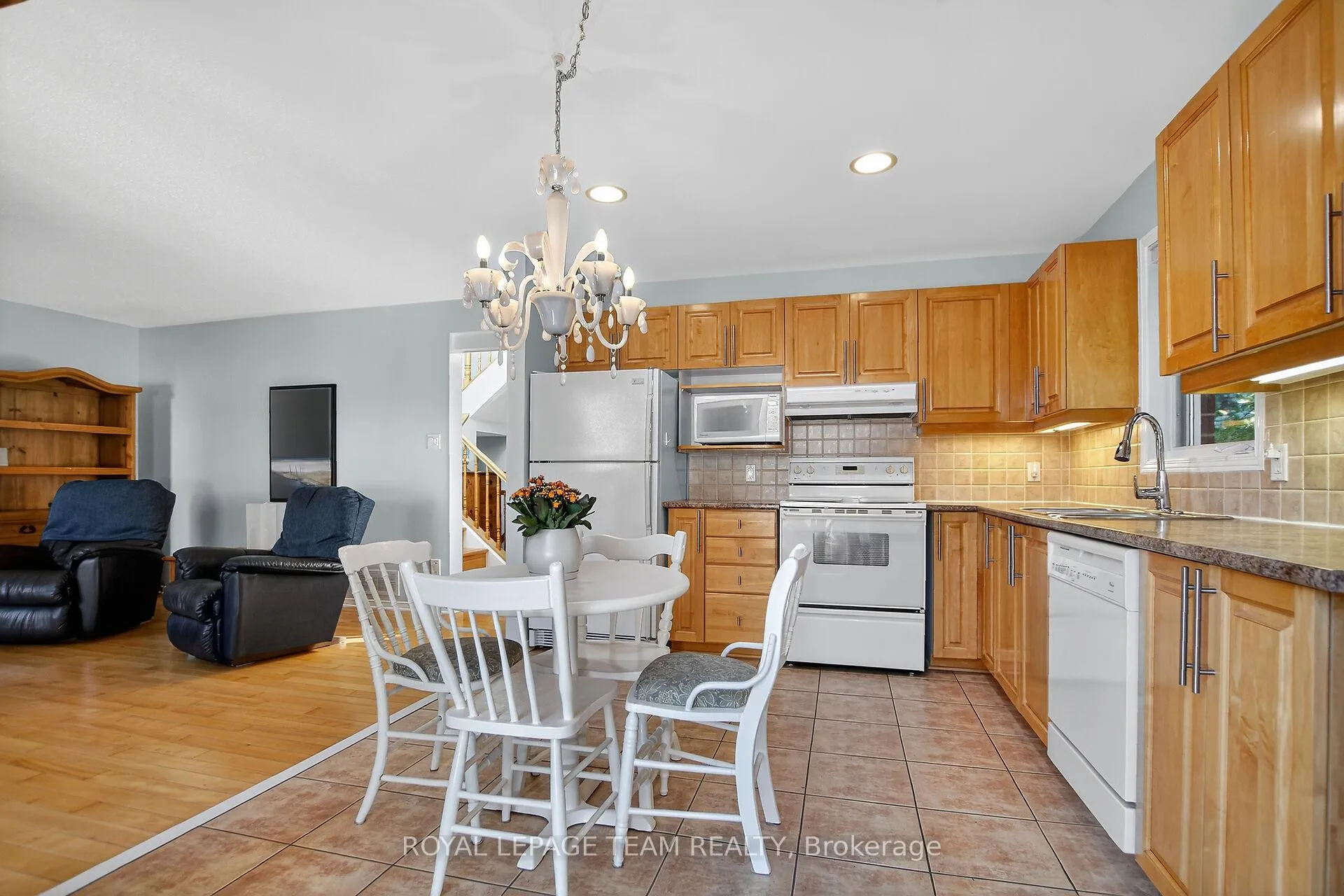 Photo 42 of 20 Vistapointe Drive, Ottawa, Barrhaven East — HOMEH