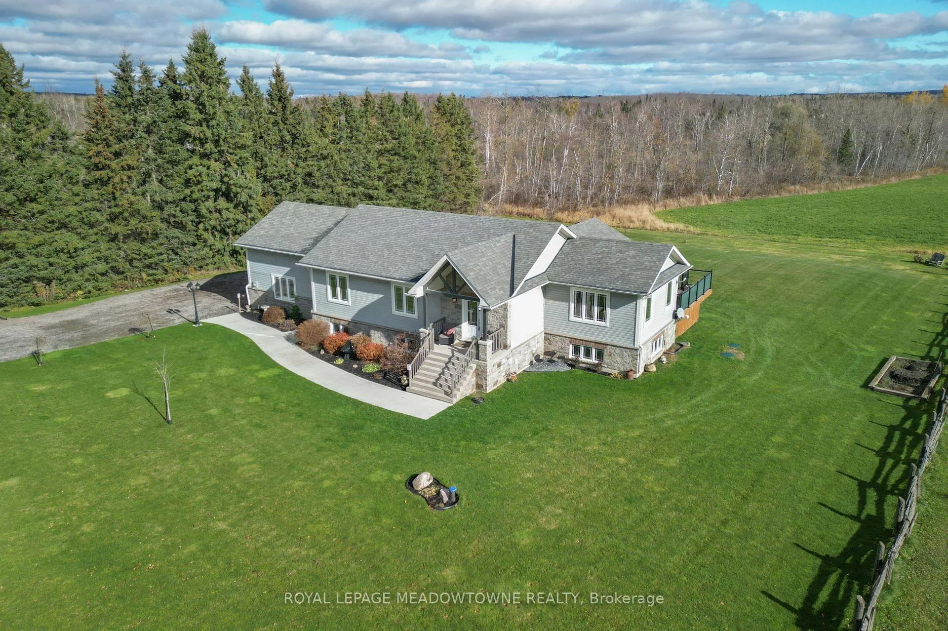 Photo 42 of 515199 2nd Line, Amaranth, Rural Amaranth — HOMEH