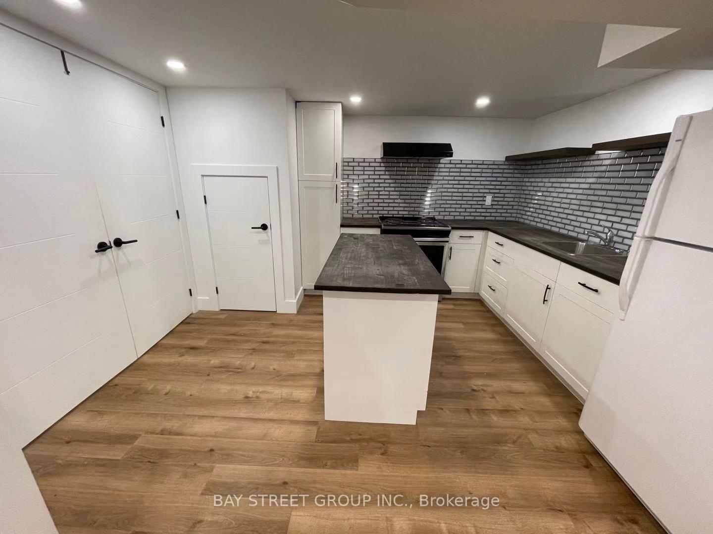 Photo 11 of 65 Windsor Road, Etobicoke, Kingsview Village-The Westway — HOMEH