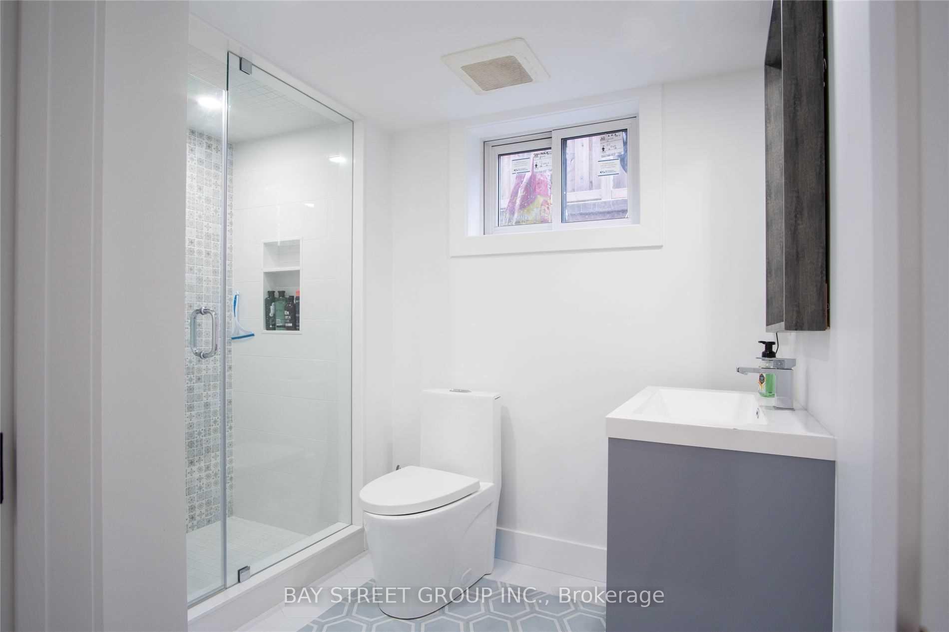 Photo 4 of 65 Windsor Road, Etobicoke, Kingsview Village-The Westway — HOMEH