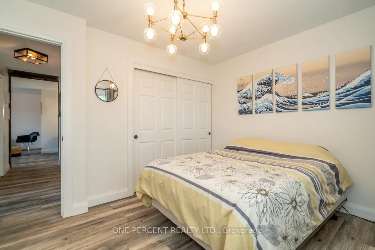 Photo 11 of Unit F11, 171 Edgehill Drive, Barrie, Letitia Heights — HOMEH