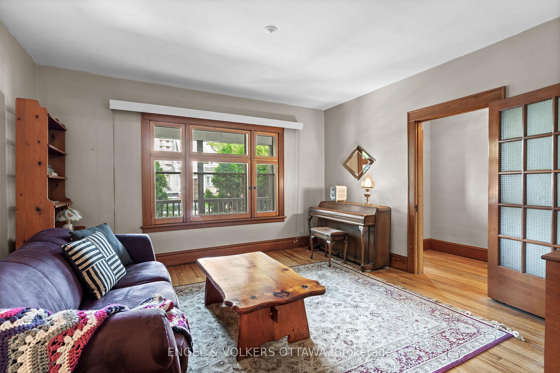 Photo 9 of 76 Huron Avenue N, Ottawa, Ottawa West — HOMEH