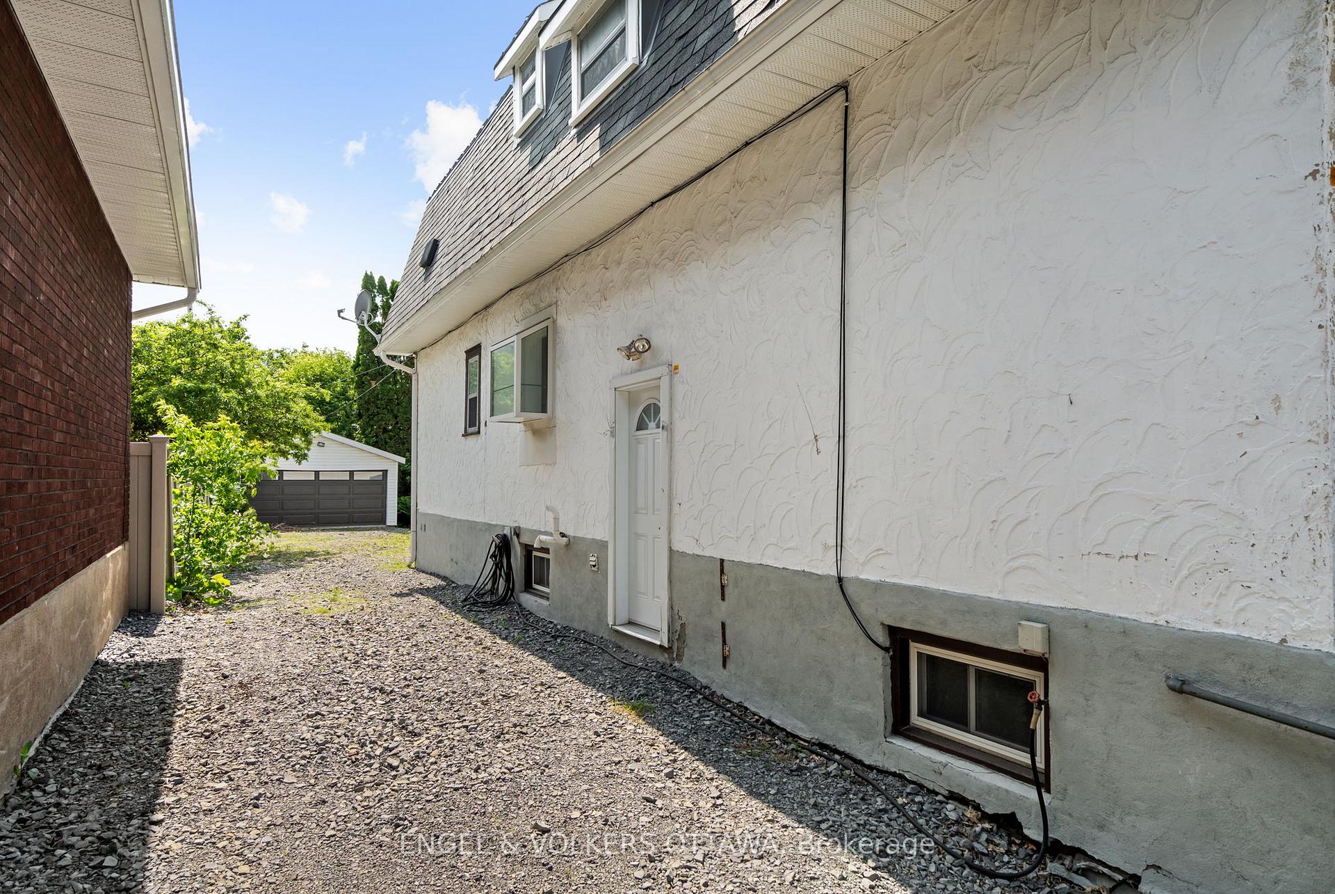Photo 38 of 76 Huron Avenue N, Ottawa, Ottawa West — HOMEH