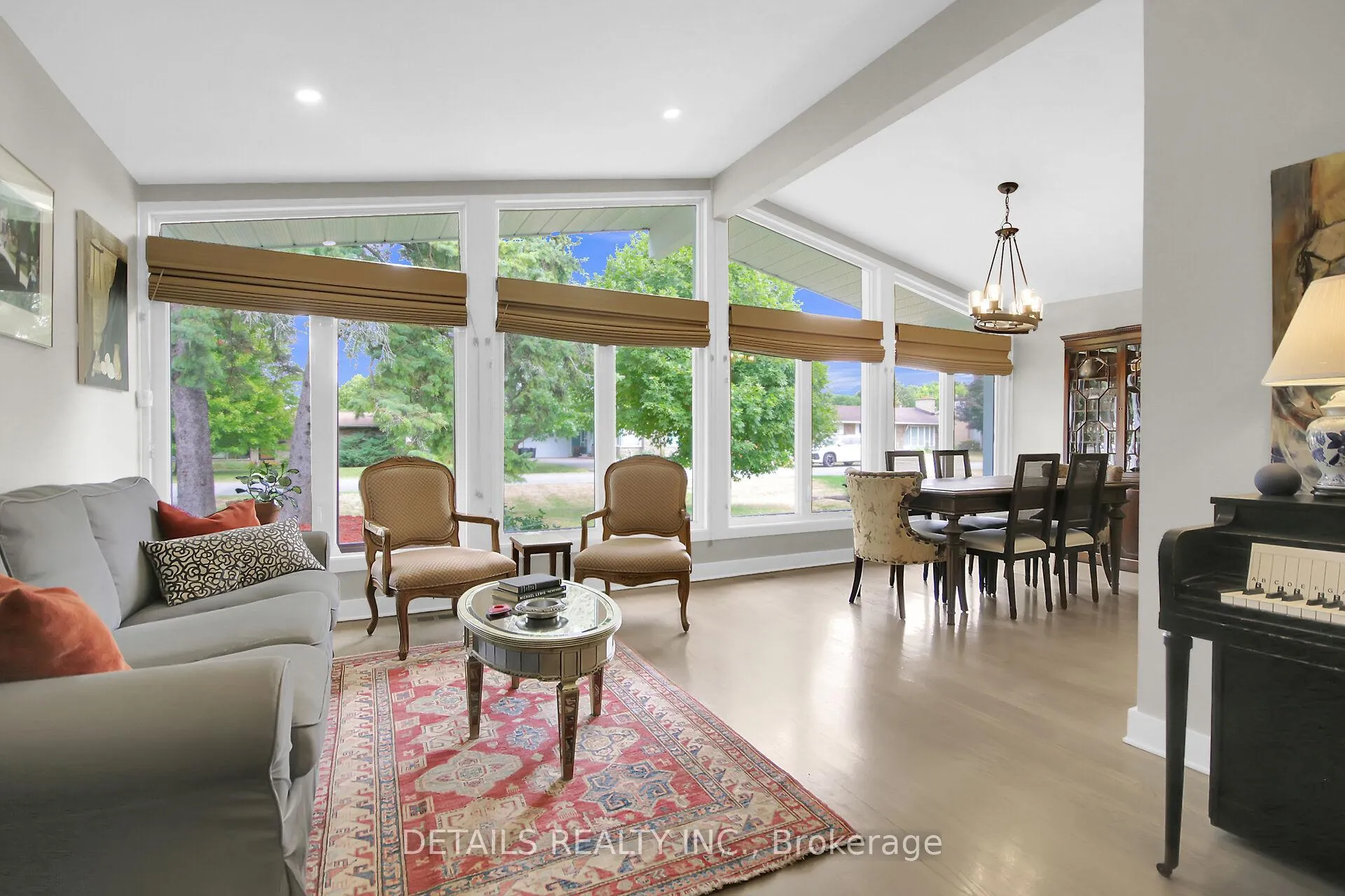 Photo 15 of 10 Aberfeldy Street, Ottawa, Arbeatha Park — HOMEH