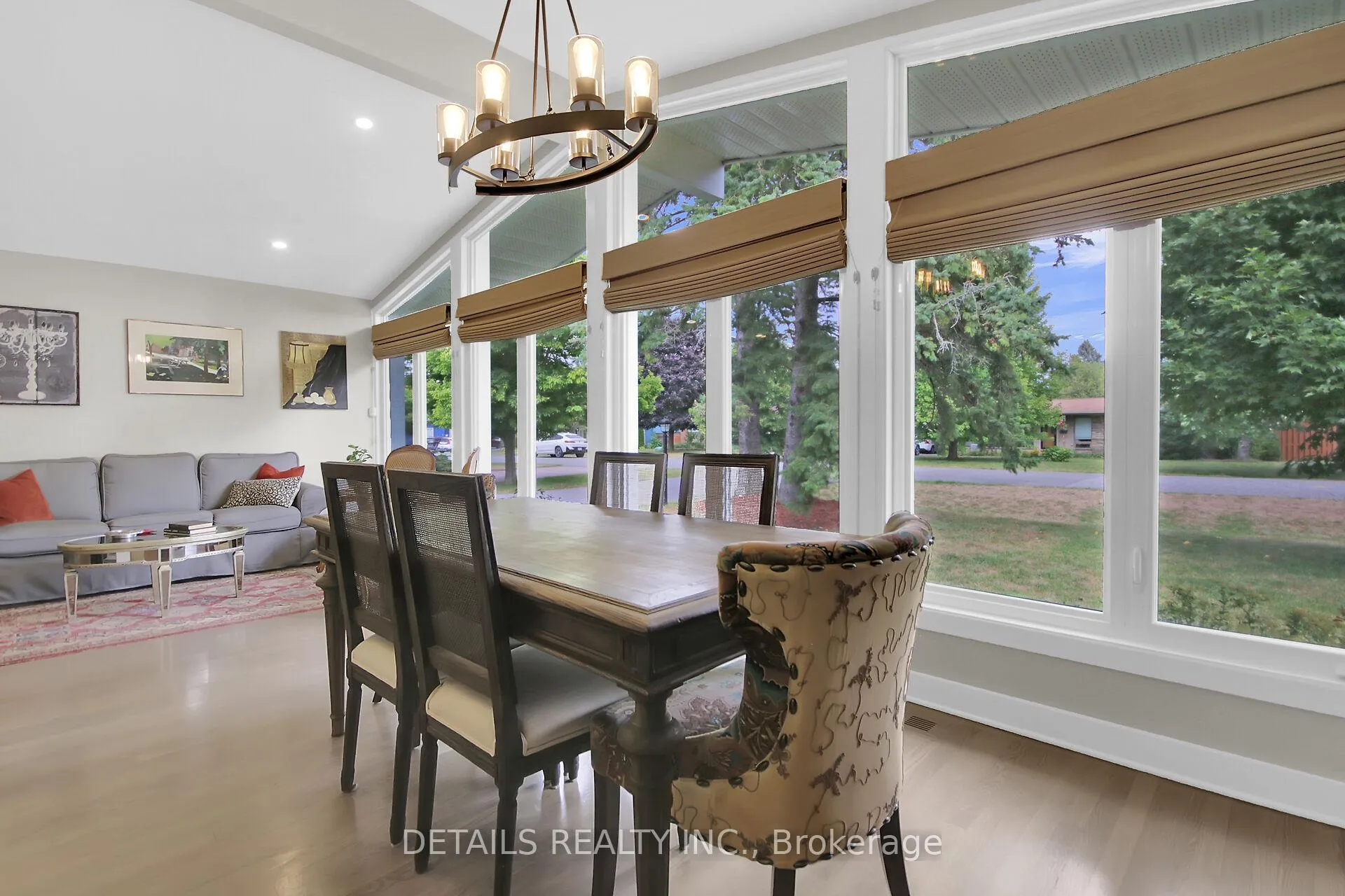 Photo 18 of 10 Aberfeldy Street, Ottawa, Arbeatha Park — HOMEH
