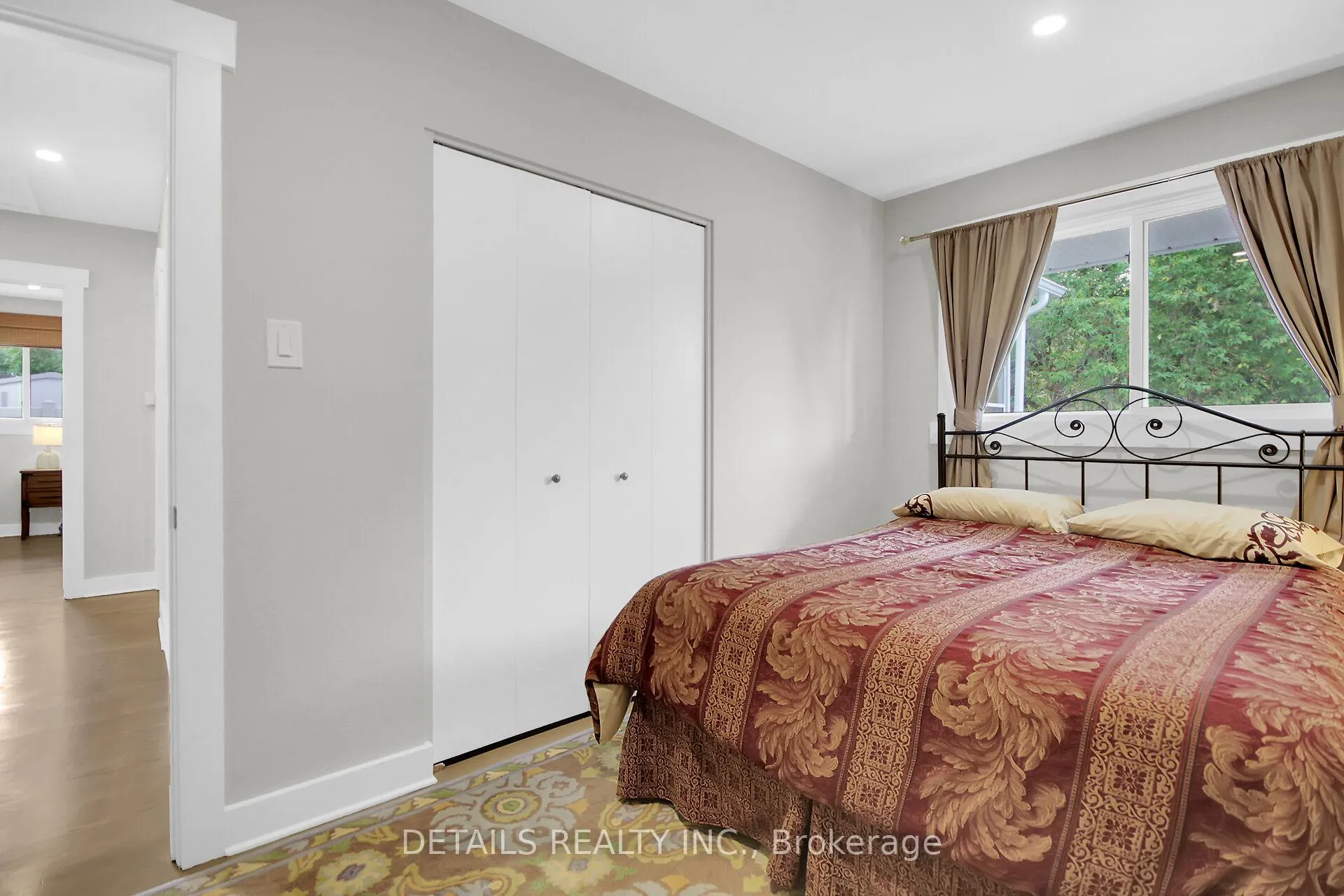 Photo 52 of 10 Aberfeldy Street, Ottawa, Arbeatha Park — HOMEH