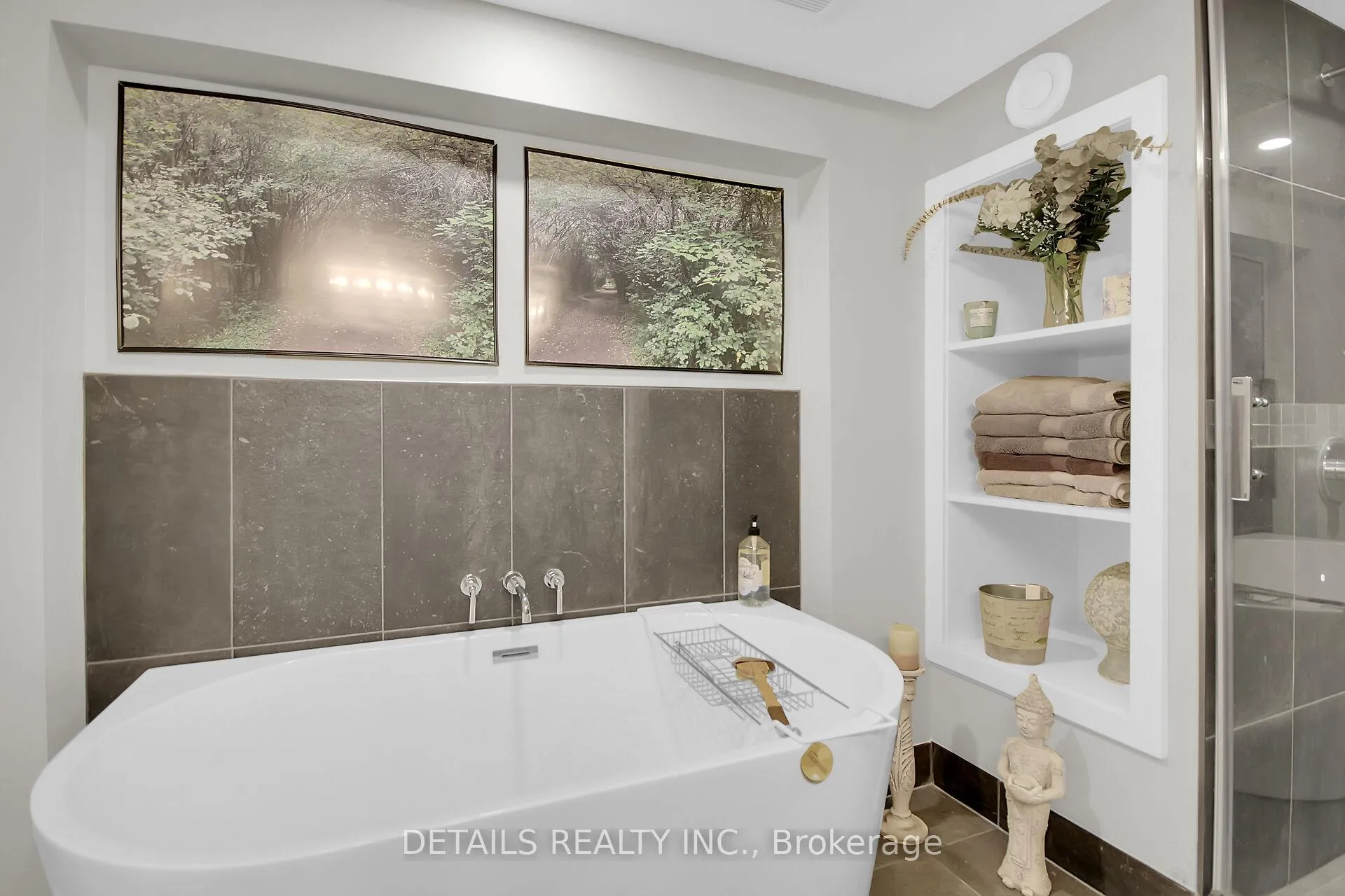 Photo 77 of 10 Aberfeldy Street, Ottawa, Arbeatha Park — HOMEH