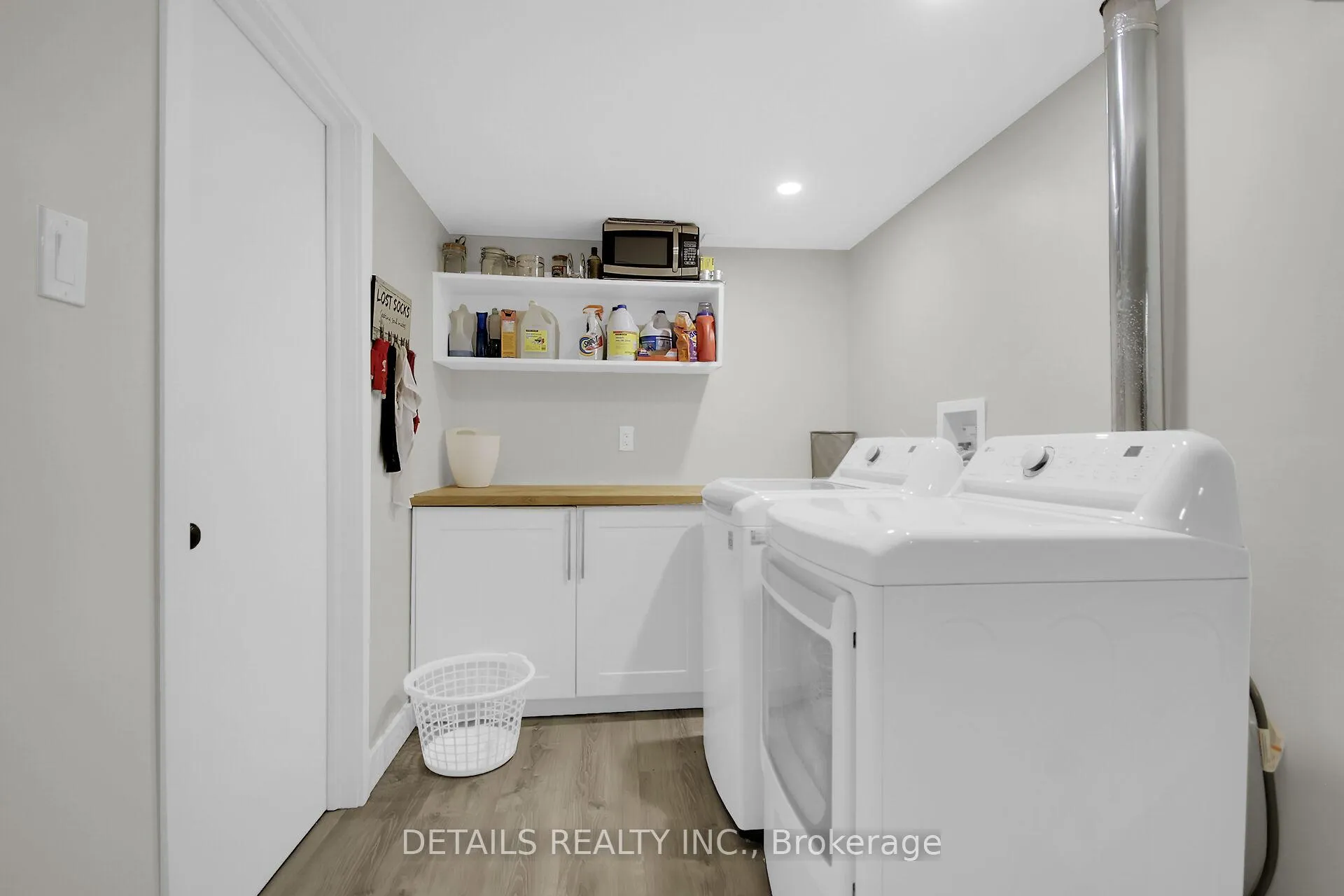 Photo 88 of 10 Aberfeldy Street, Ottawa, Arbeatha Park — HOMEH