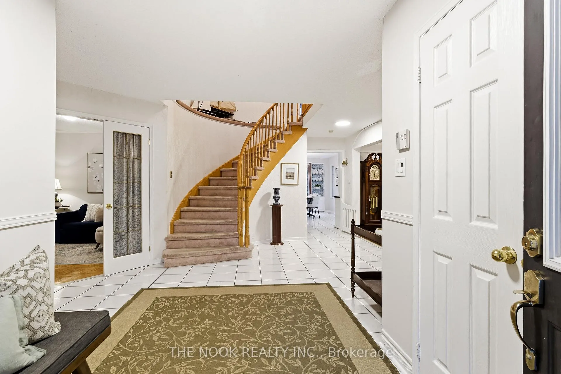 Photo 2 of 1565 Oakburn Street, Pickering, Highbush — HOMEH