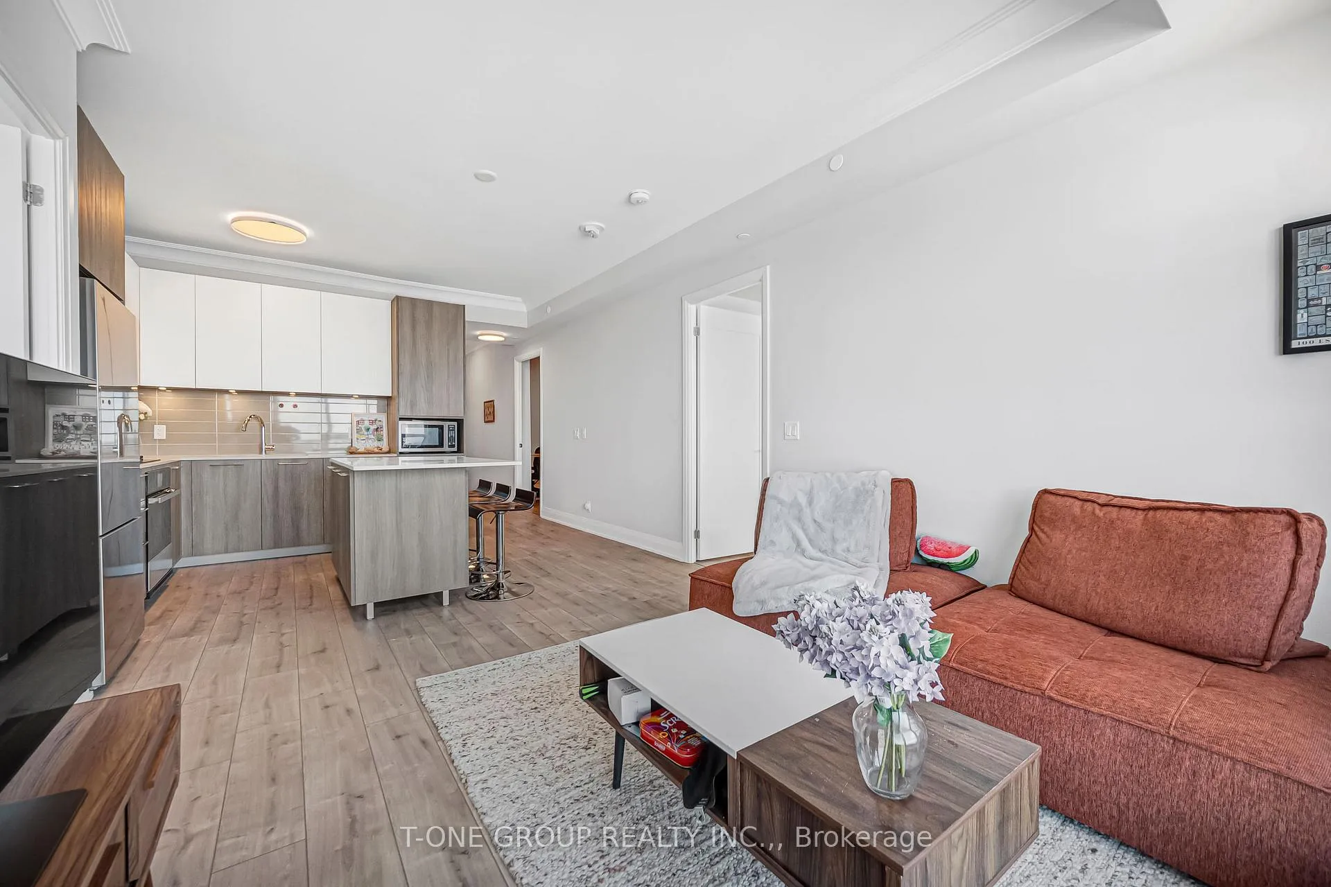 Photo 8 of Unit 3006, 18 Water Walk Drive, Markham, Unionville — HOMEH