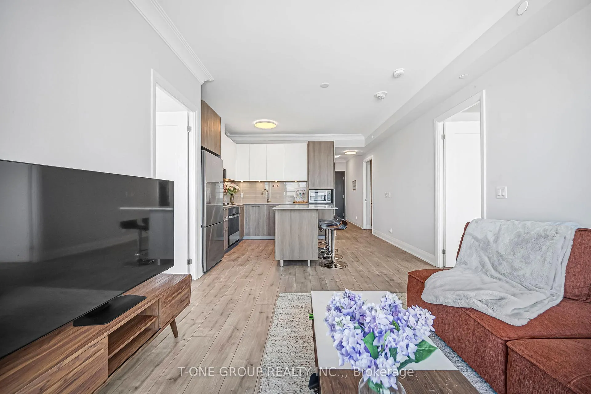 Photo 9 of Unit 3006, 18 Water Walk Drive, Markham, Unionville — HOMEH