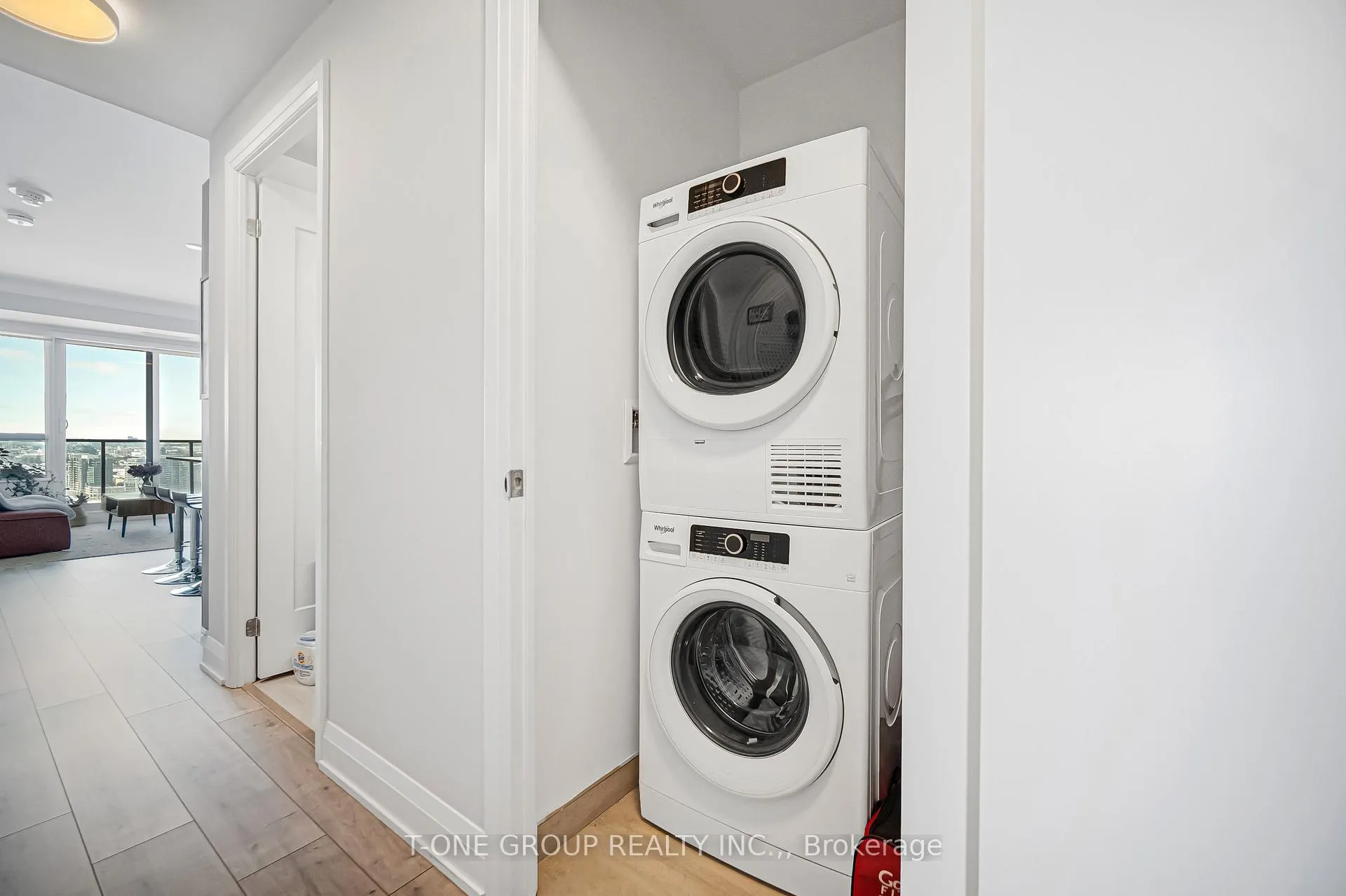 Photo 16 of Unit 3006, 18 Water Walk Drive, Markham, Unionville — HOMEH