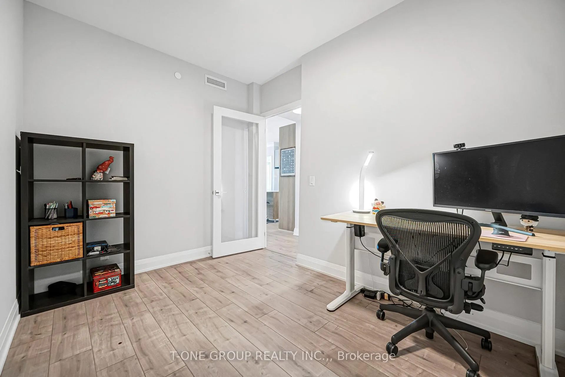 Photo 18 of Unit 3006, 18 Water Walk Drive, Markham, Unionville — HOMEH