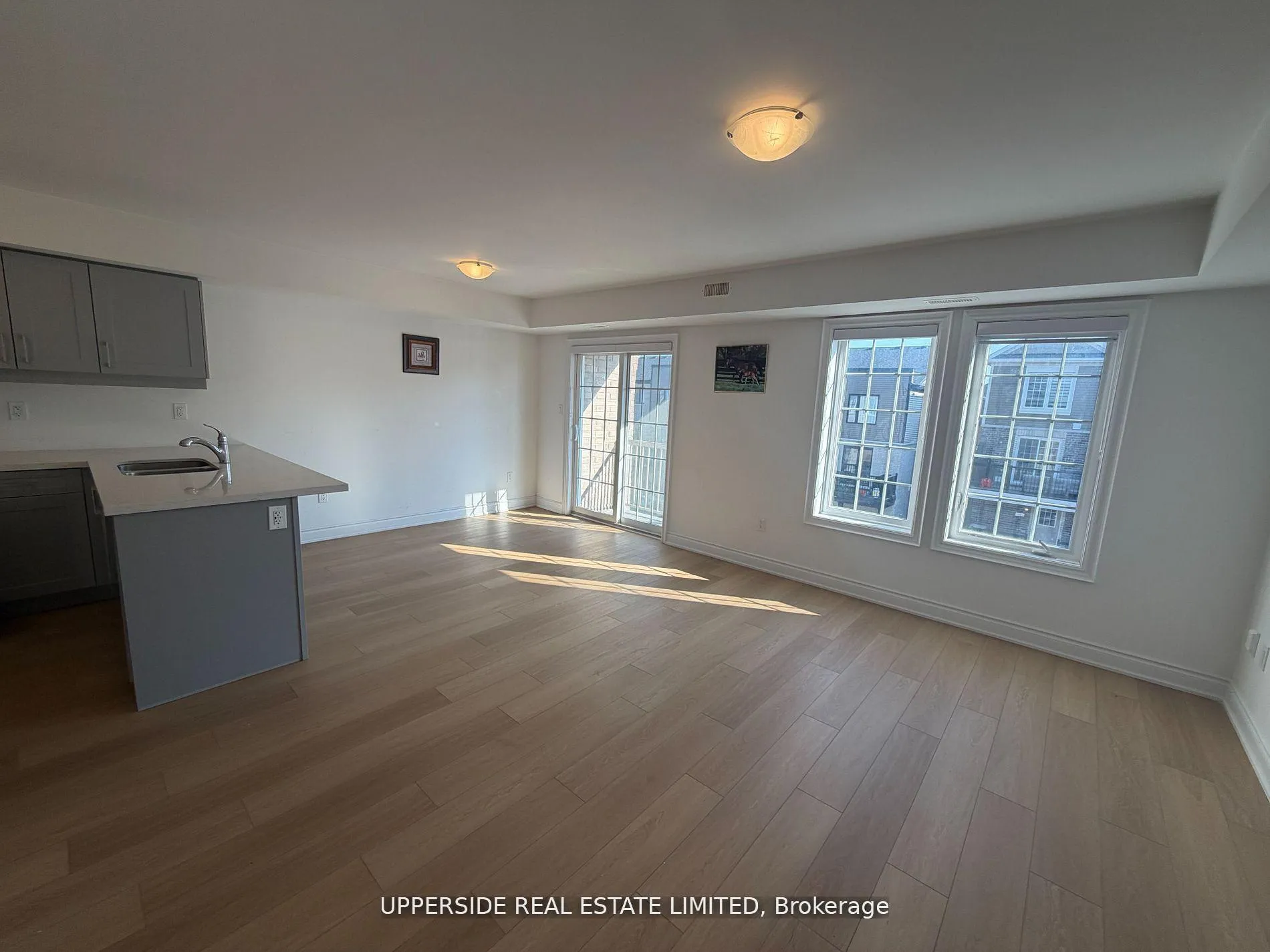 Photo 5 of Unit 3, 51 Hay Lane N, Barrie, Rural Barrie Southeast — HOMEH