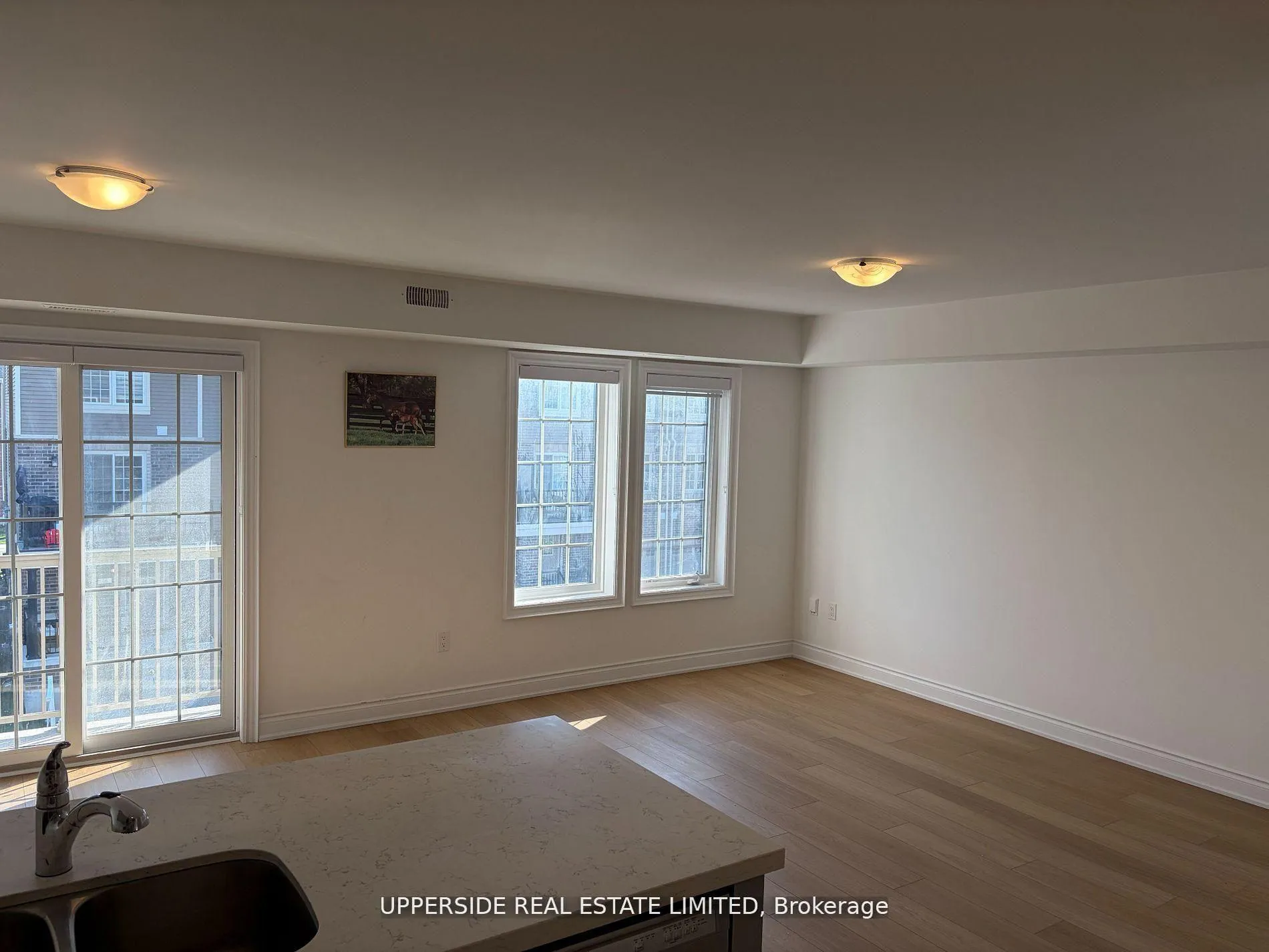 Photo 6 of Unit 3, 51 Hay Lane N, Barrie, Rural Barrie Southeast — HOMEH
