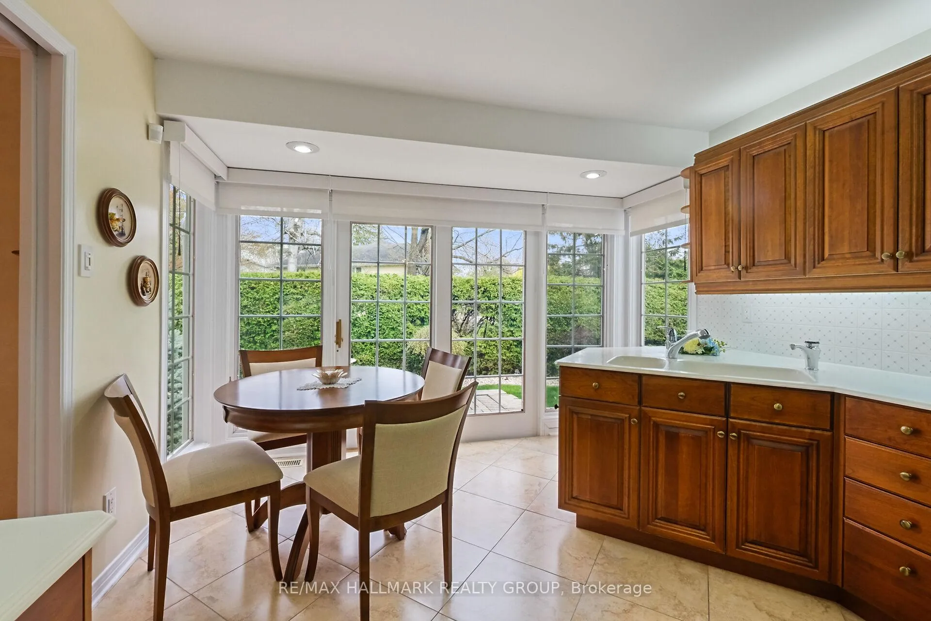 Photo 36 of 37 Wedgewood Crescent, Ottawa, Blackburn Hamlet — HOMEH