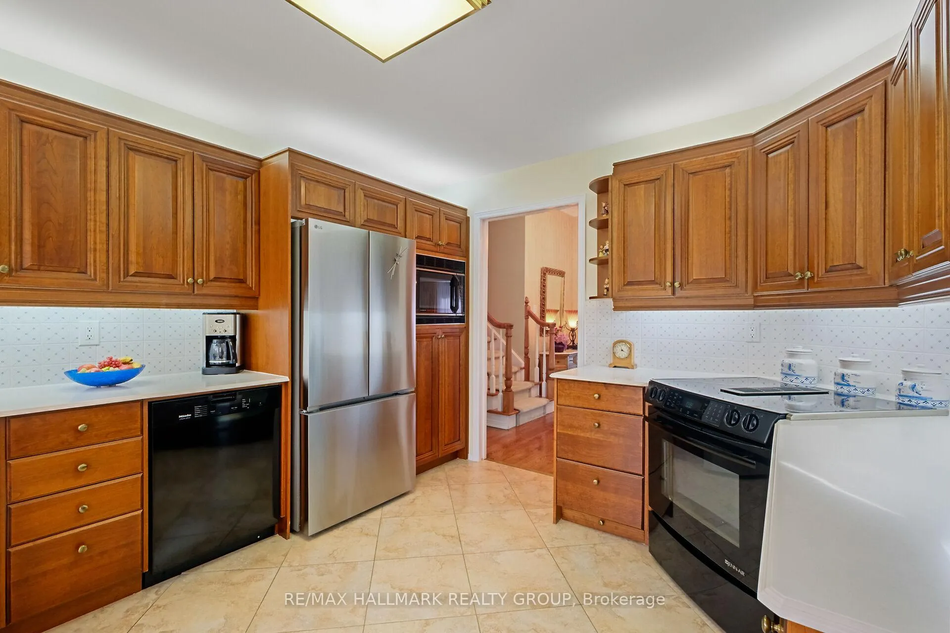 Photo 42 of 37 Wedgewood Crescent, Ottawa, Blackburn Hamlet — HOMEH