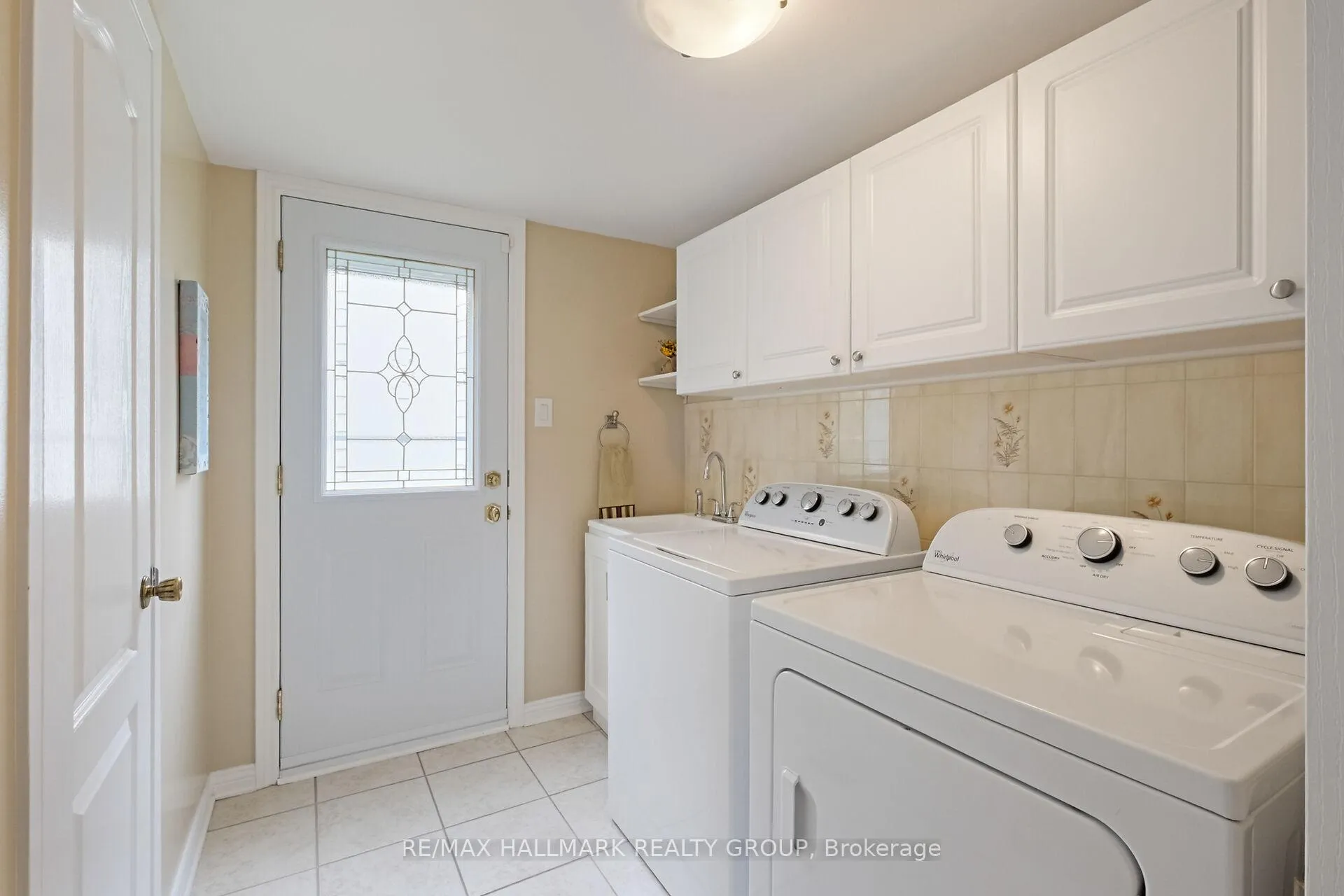 Photo 59 of 37 Wedgewood Crescent, Ottawa, Blackburn Hamlet — HOMEH