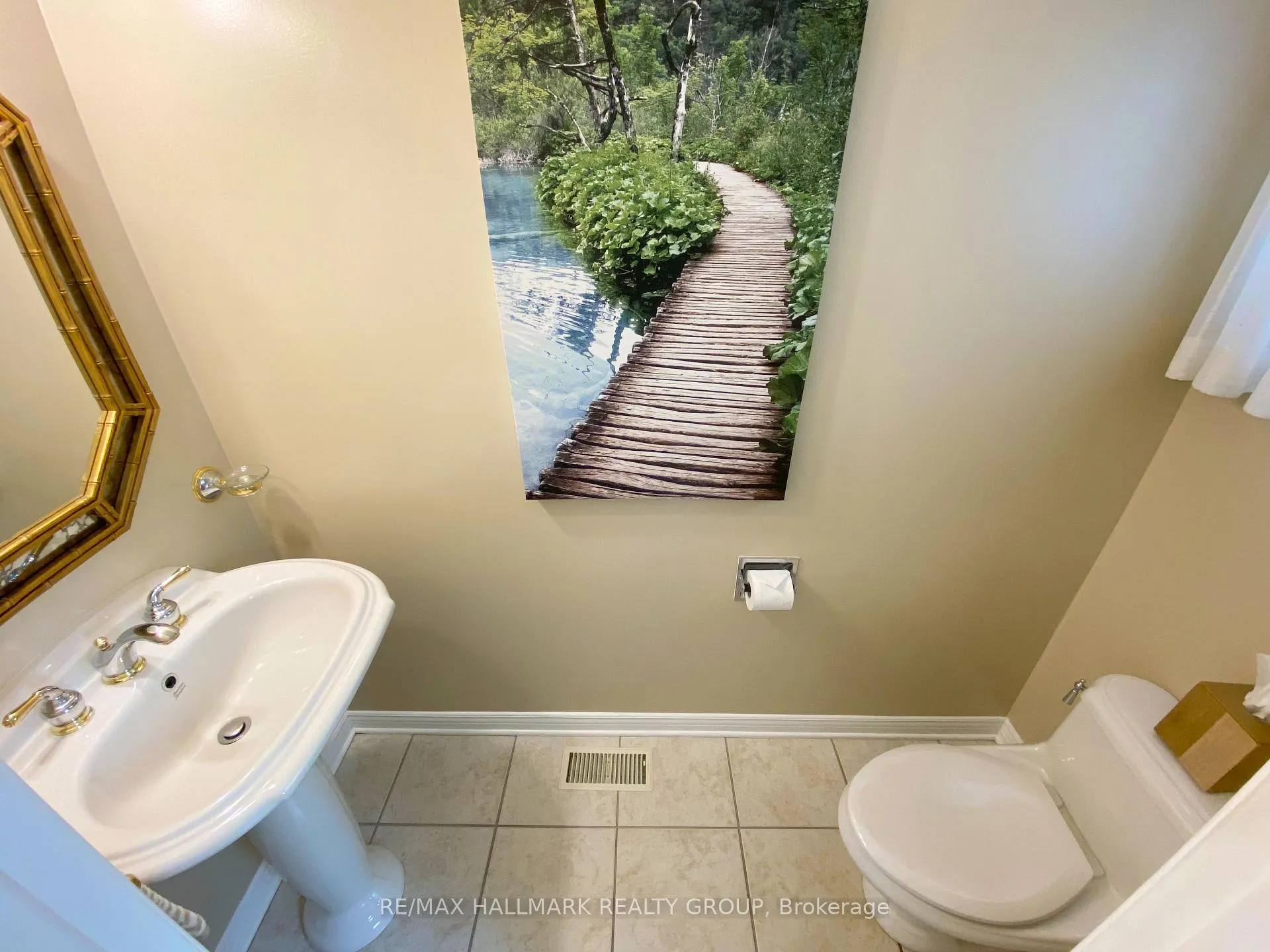 Photo 64 of 37 Wedgewood Crescent, Ottawa, Blackburn Hamlet — HOMEH