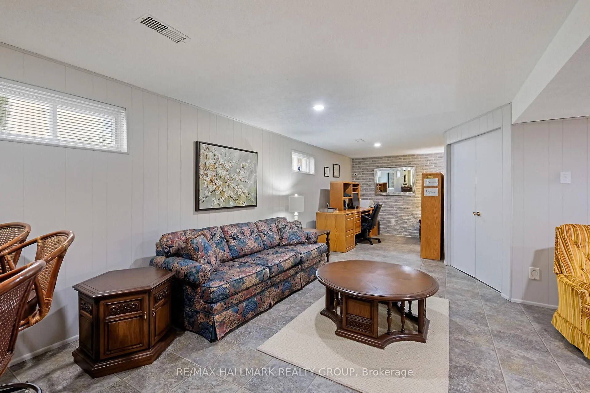 Photo 128 of 37 Wedgewood Crescent, Ottawa, Blackburn Hamlet — HOMEH