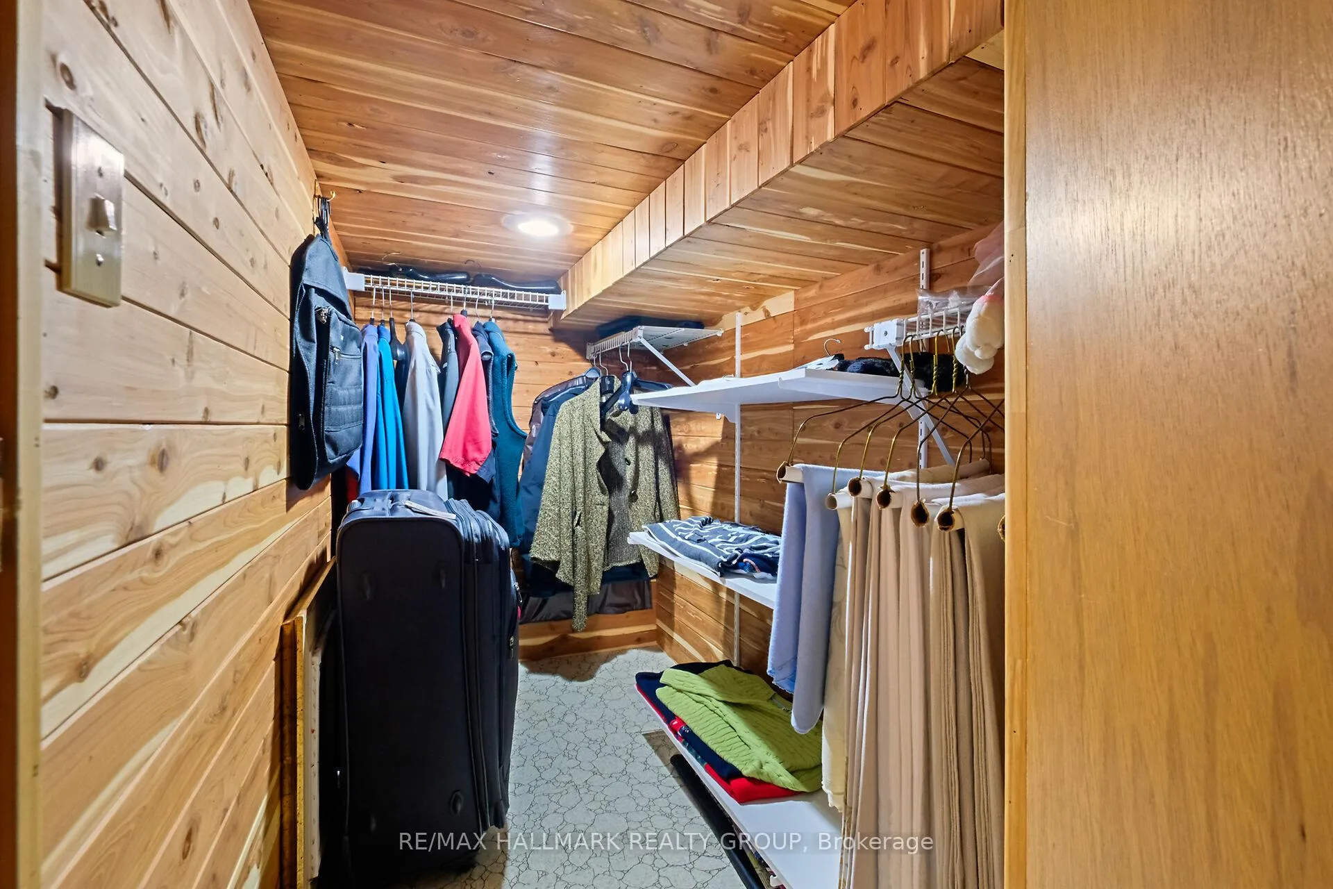 Photo 145 of 37 Wedgewood Crescent, Ottawa, Blackburn Hamlet — HOMEH