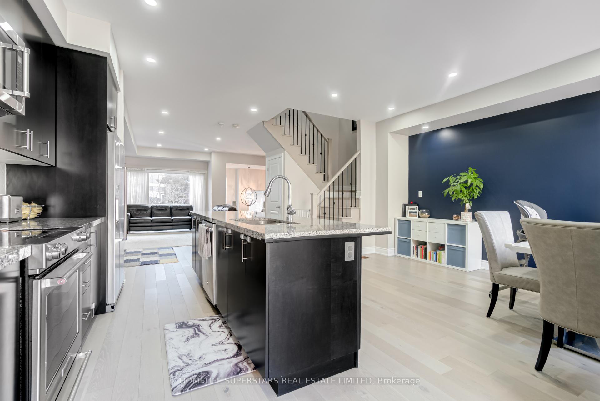 Photo 10 of 29 Pony Farm Drive, Etobicoke, Willowridge-Martingrove-Richview — HOMEH