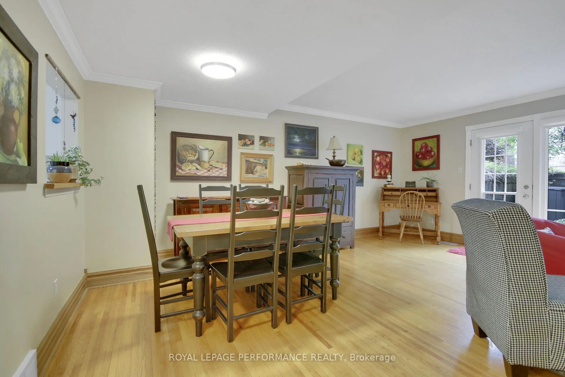 Photo 13 of 900 Walkley Road, Ottawa, Riverside Park South — HOMEH