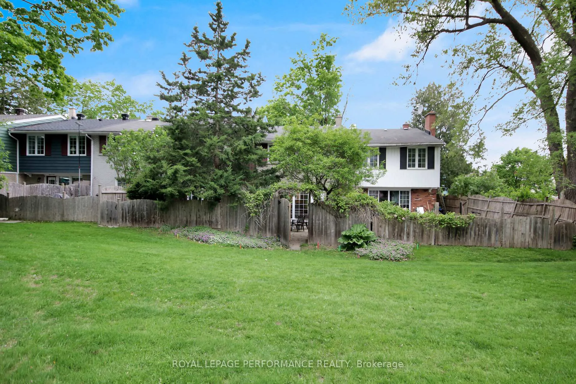 Photo 74 of 900 Walkley Road, Ottawa, Riverside Park South — HOMEH