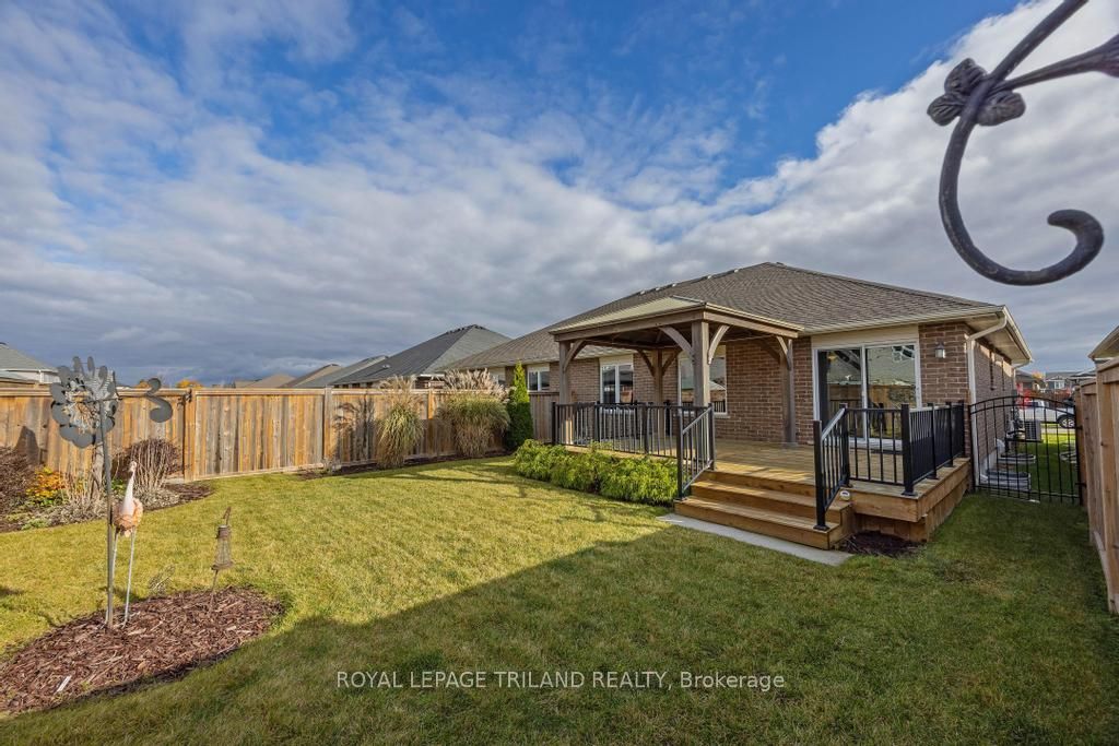 Photo 64 of 16 Ashberry Place, St. Thomas — HOMEH