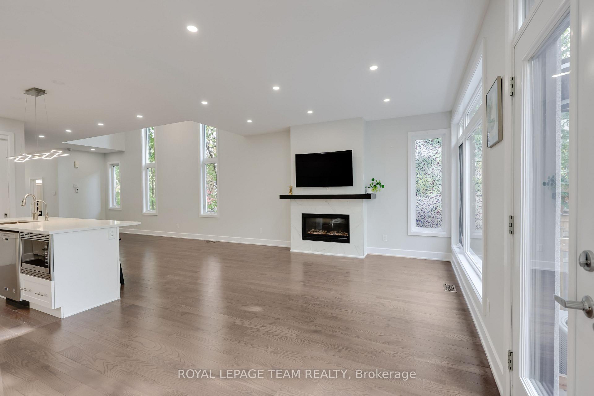 Photo 32 of 38 Sunnymede Avenue, Ottawa, Ottawa West/Tunneys Pasture — HOMEH