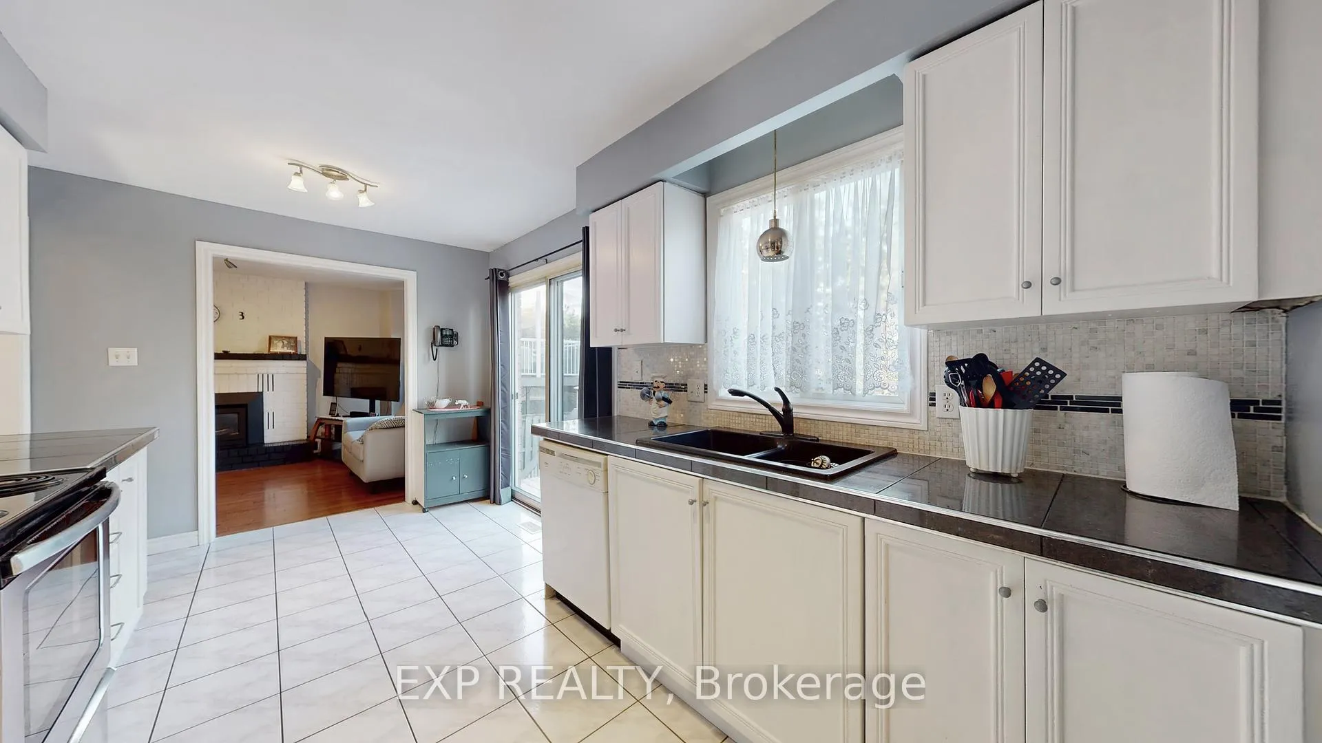 Photo 15 of 4 Trillium Crescent, Barrie, Allandale Heights — HOMEH