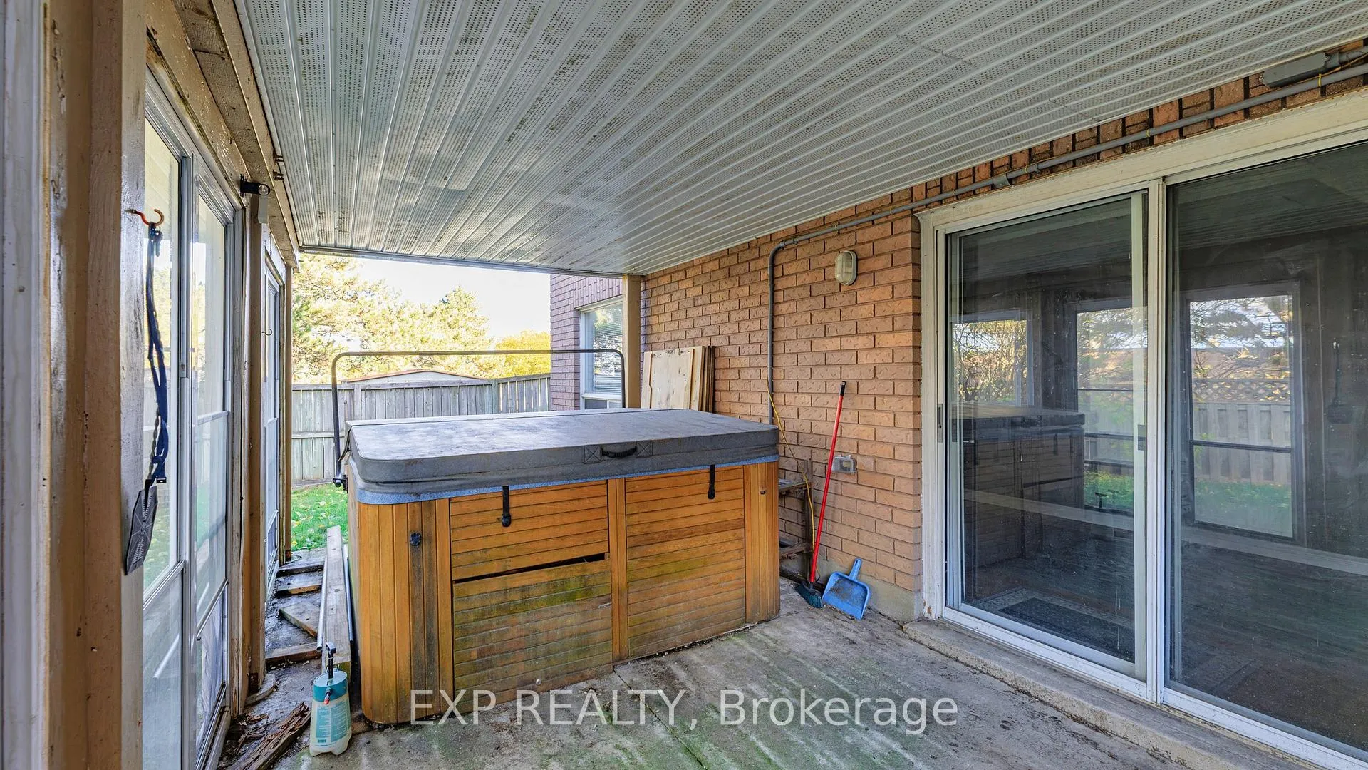 Photo 44 of 4 Trillium Crescent, Barrie, Allandale Heights — HOMEH