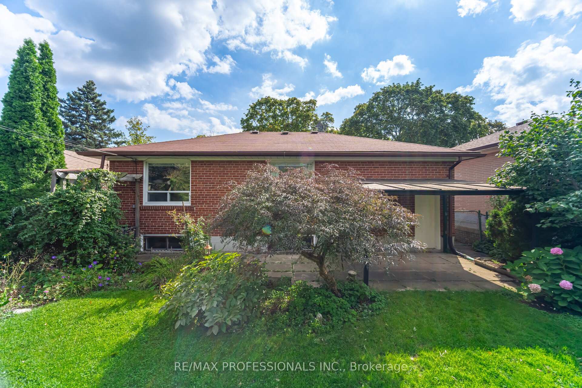 Photo 41 of 4 Lethbridge Avenue, Etobicoke, Kingsview Village-The Westway — HOMEH