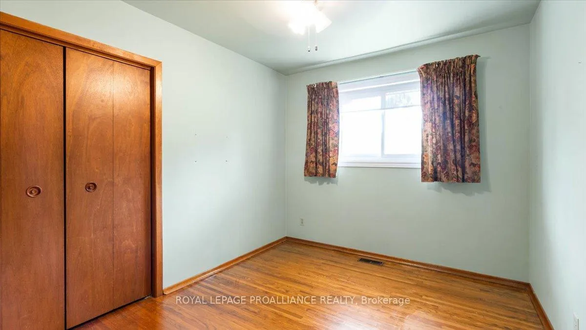 Photo 36 of 89 Point Anne Road, Belleville, Belleville Ward — HOMEH
