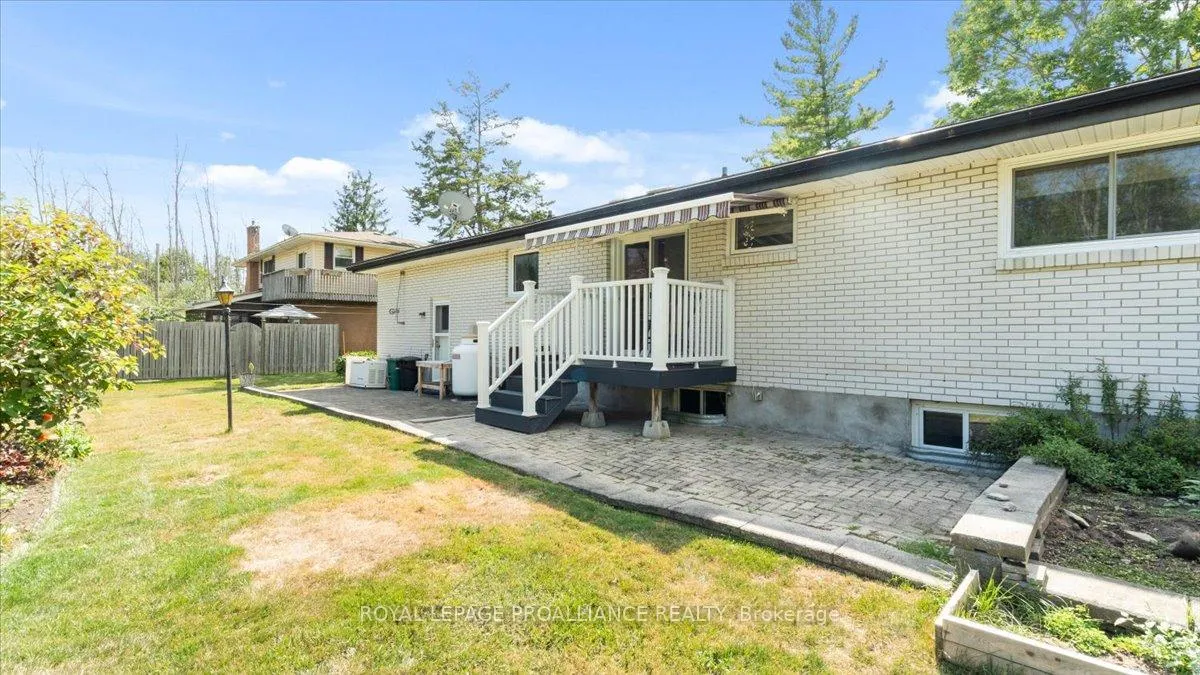 Photo 55 of 89 Point Anne Road, Belleville, Belleville Ward — HOMEH