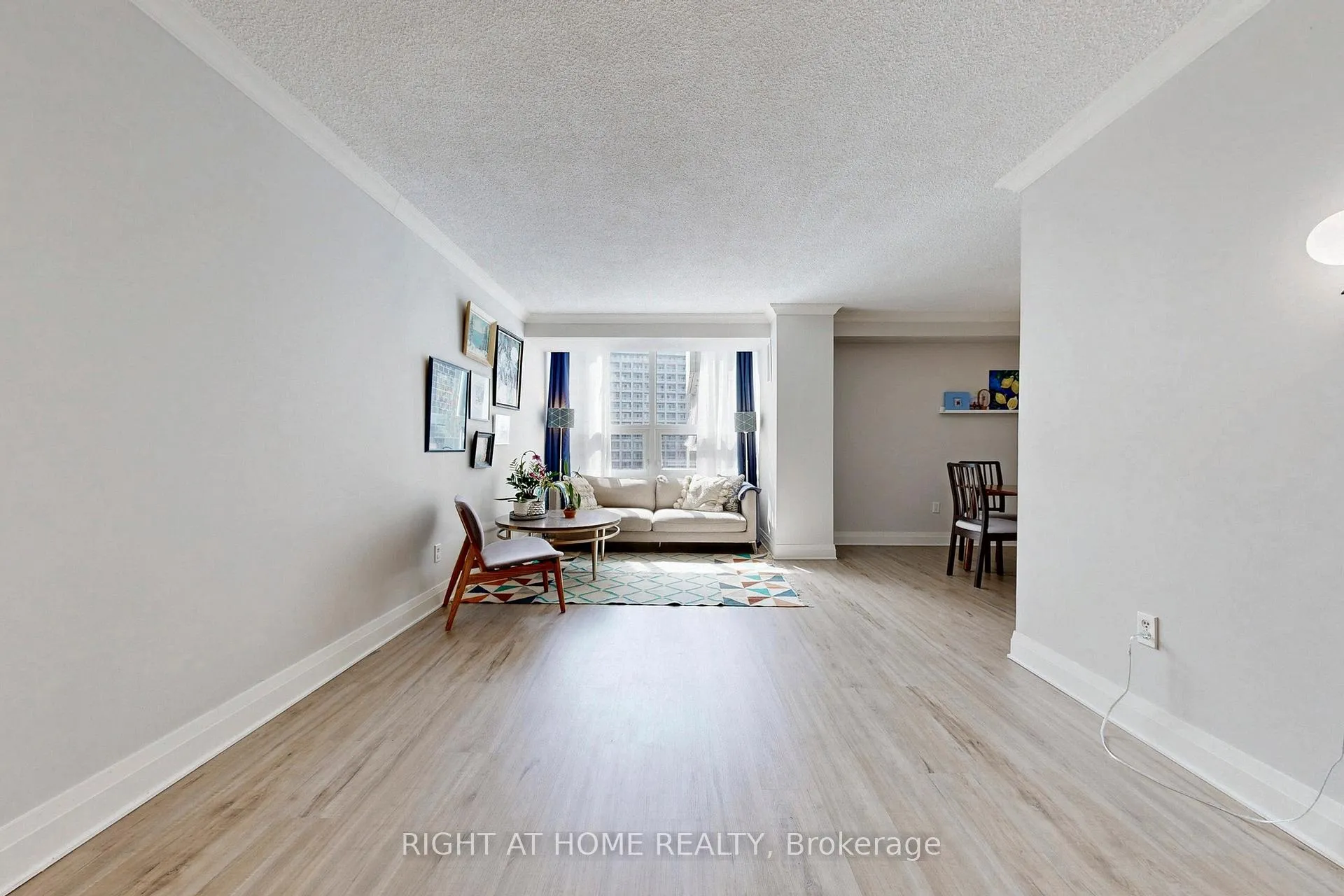 Photo 9 of Unit 1807, 1900 Sheppard Avenue E, North York, Pleasant View — HOMEH